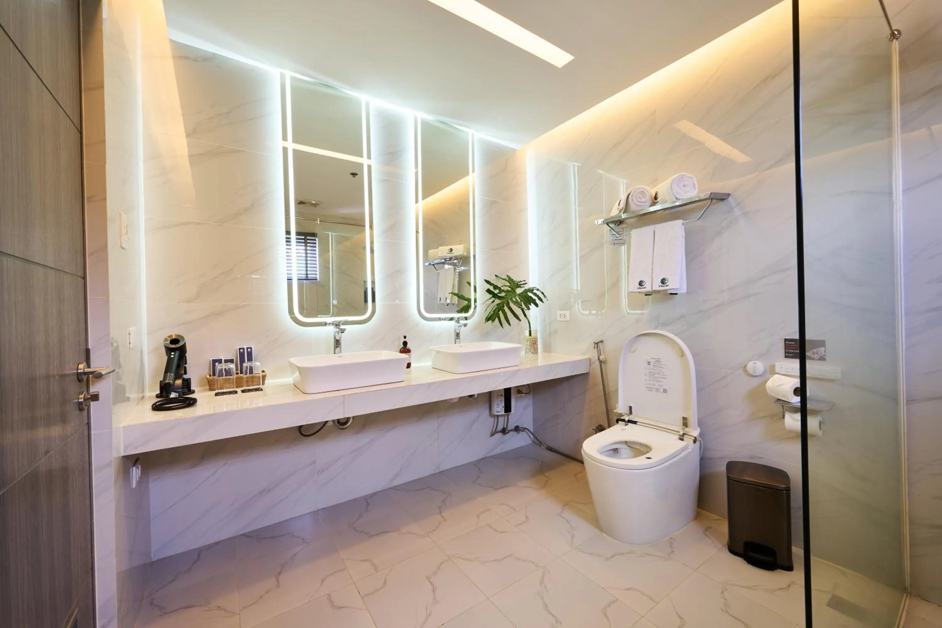 Shower in S Resort El Nido Managed by H Hospitality Group - Newly Renovated