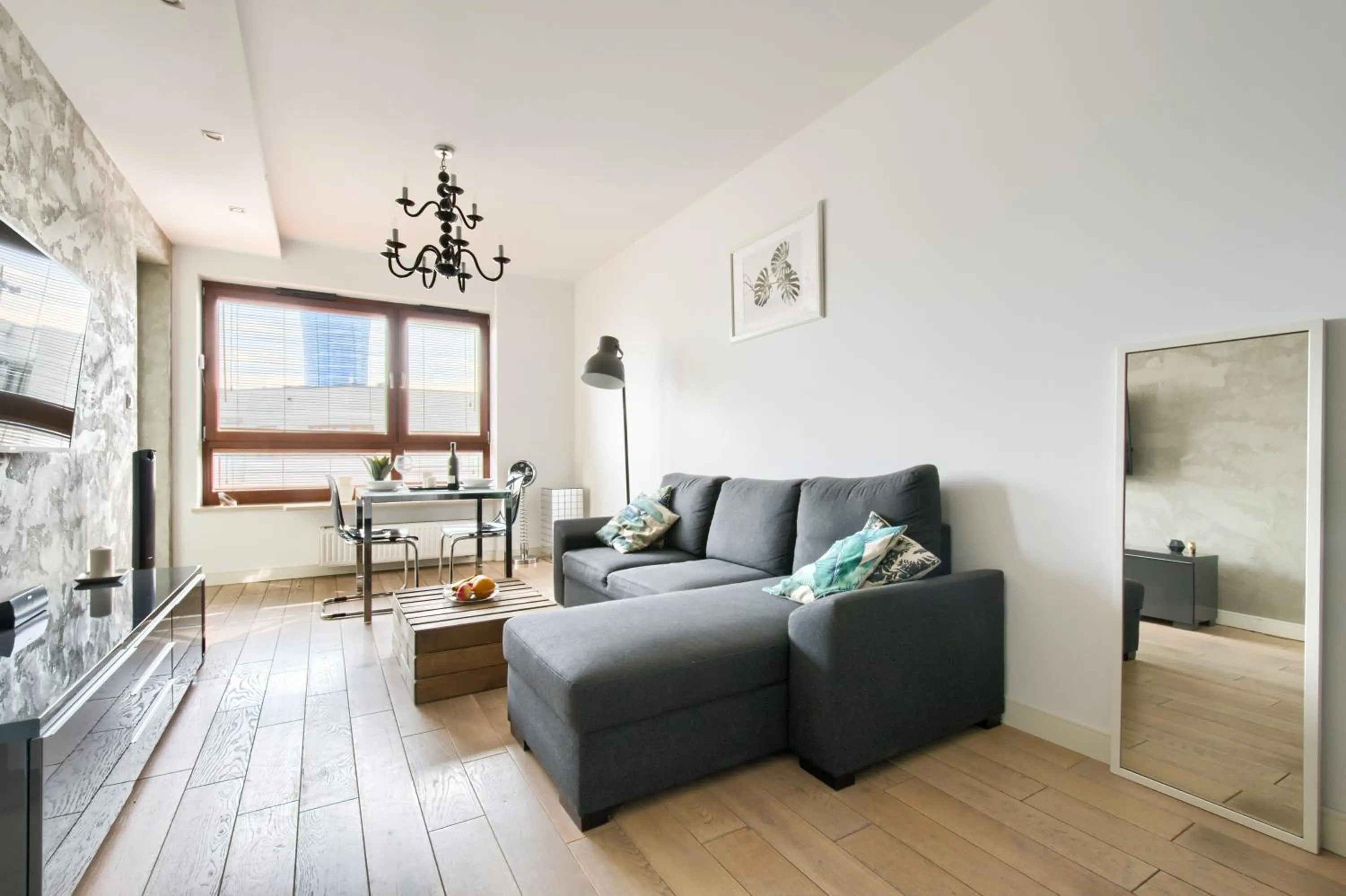 TV and multimedia in Warsaw Night Apartments Giełdowa