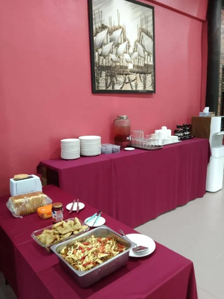 Restaurant/places to eat in Padimas Villa @Datai Valley