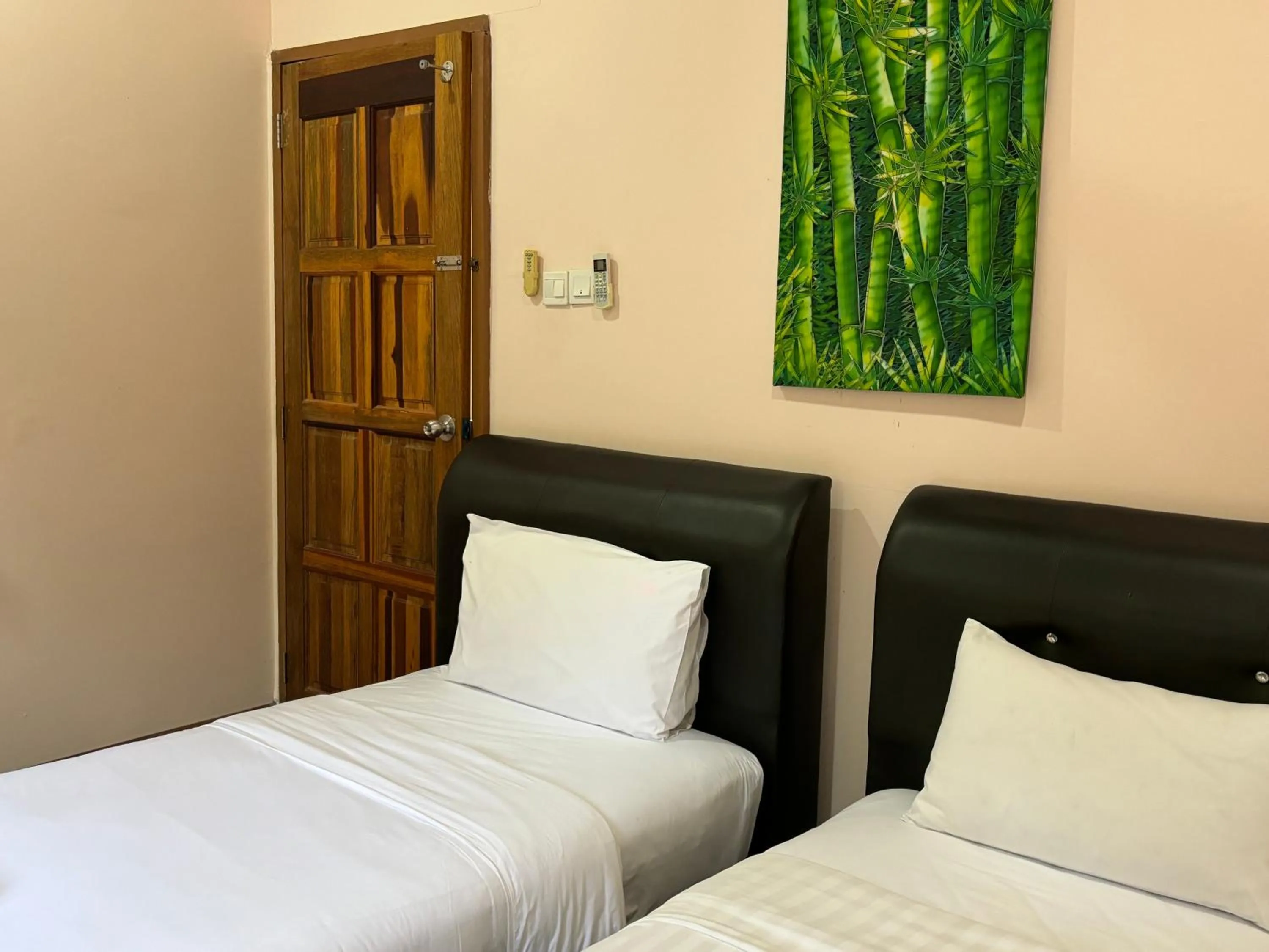 Bed in Padimas Villa @Datai Valley