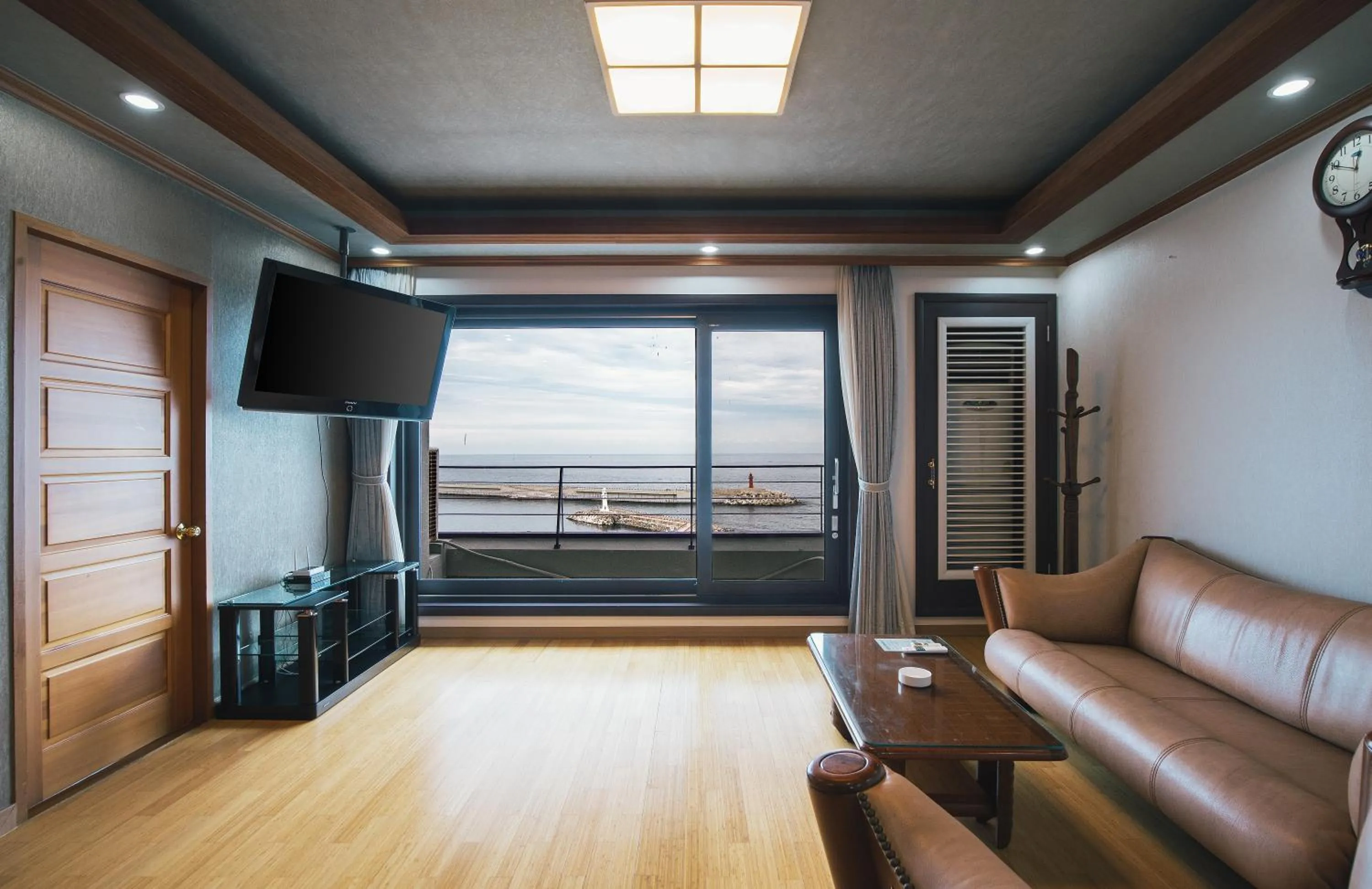 Benikea Hotel Mountain & Ocean Sokcho