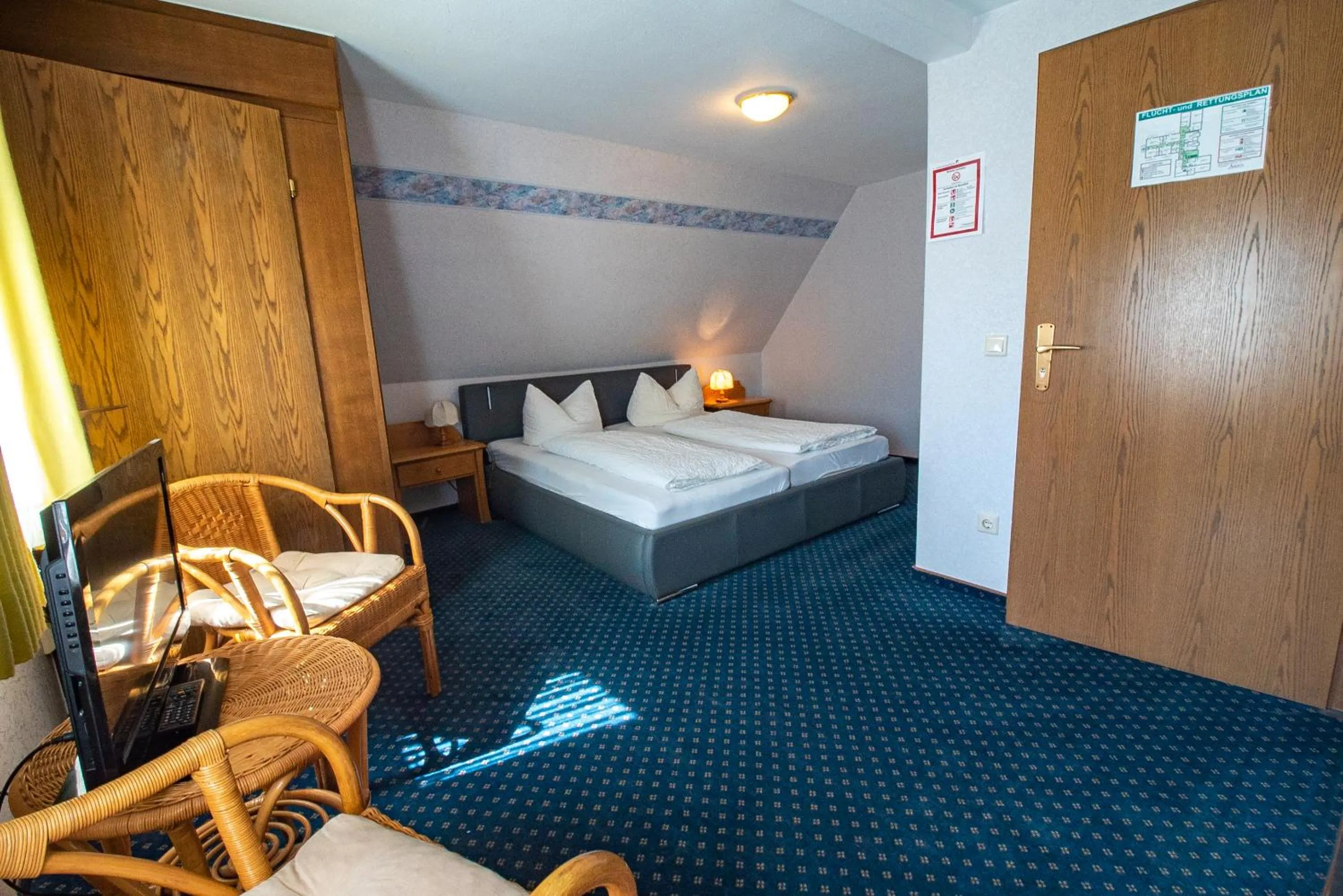 Photo of the whole room, Bed in Gasthof Braun