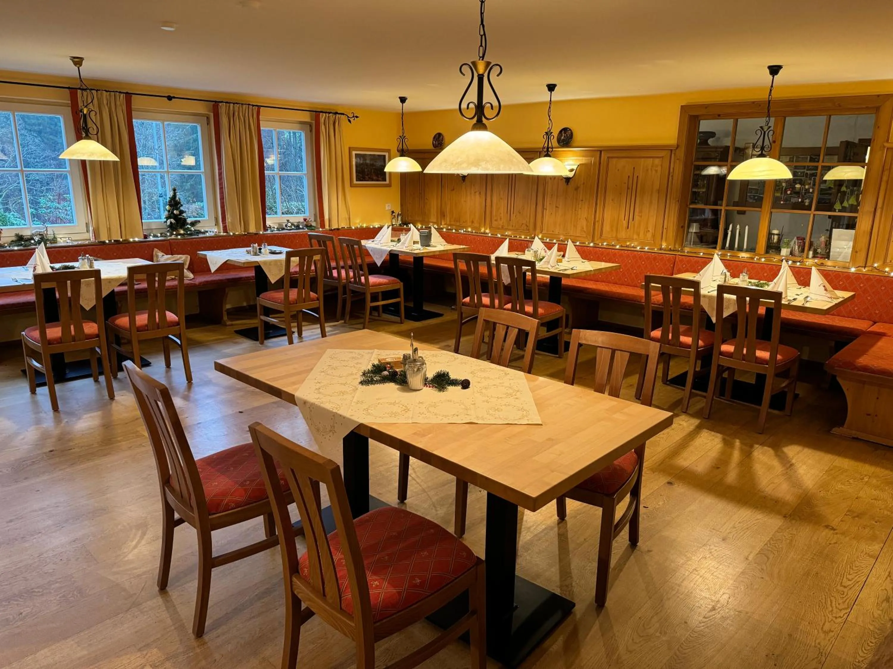 Restaurant/places to eat in Gasthof Braun