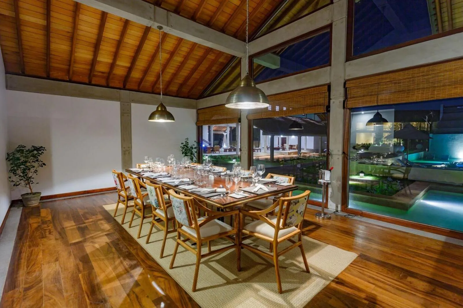 Restaurant/places to eat in Wattura Resort & Spa