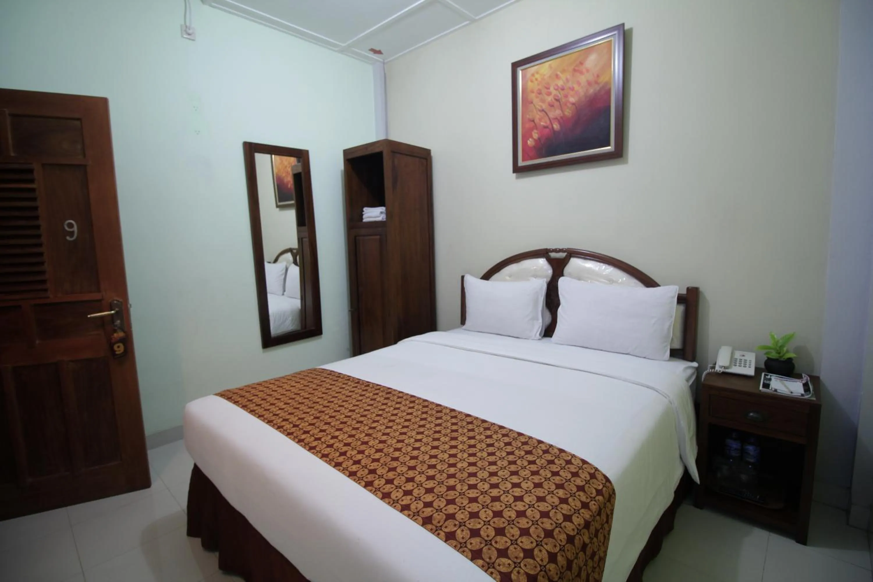 Bed in The Kresna Hotel