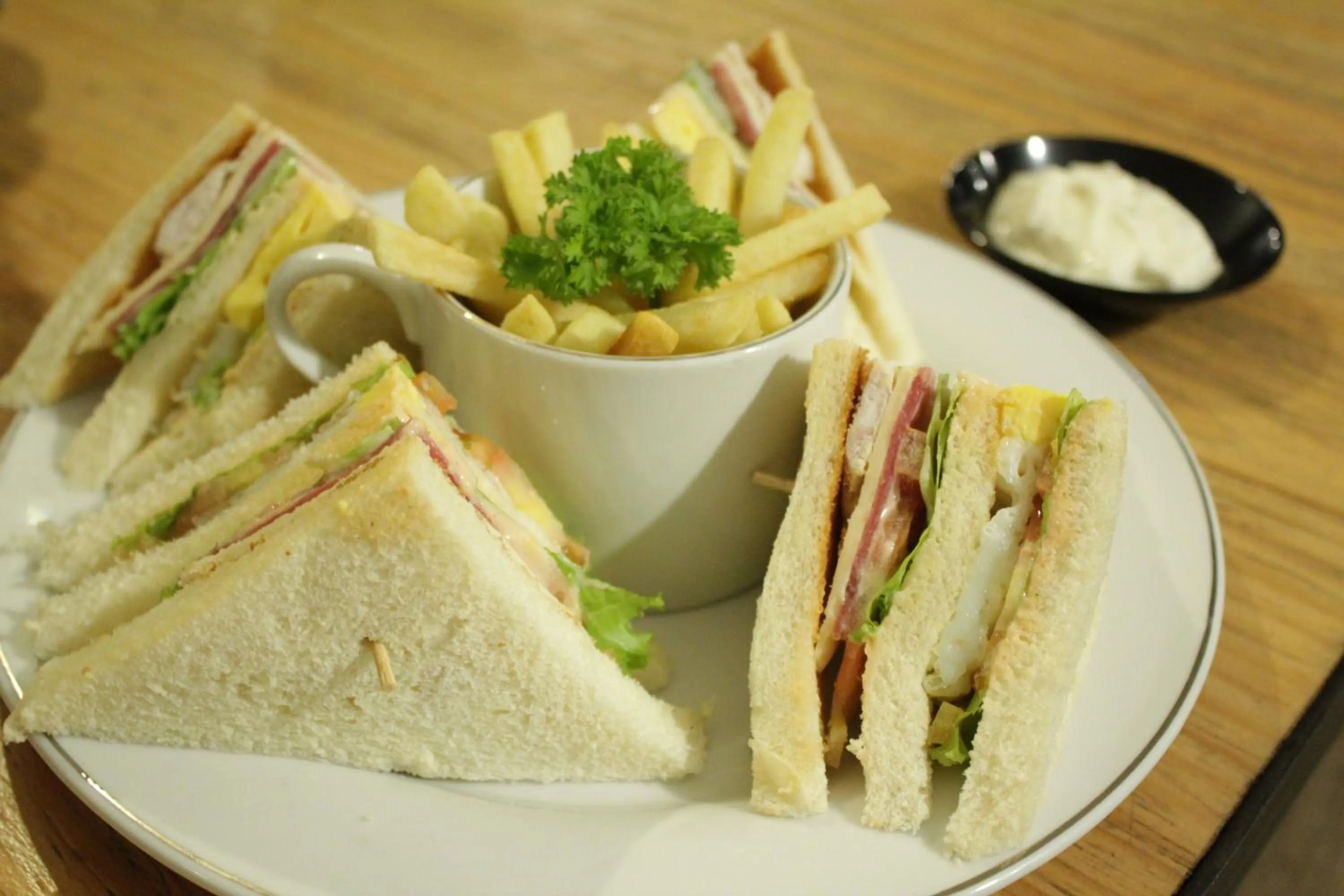 Restaurant/places to eat in The Kresna Hotel