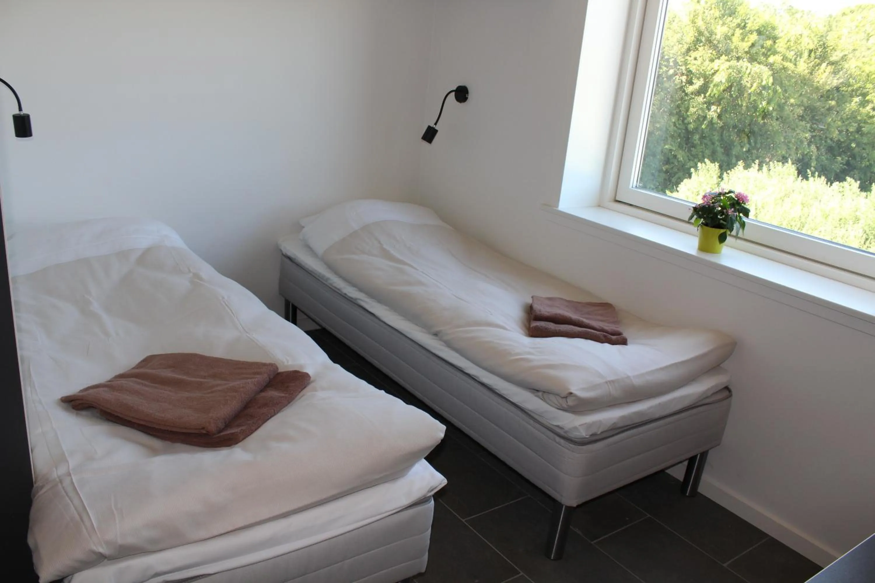 Bedroom, Bed in ICV SleepWell