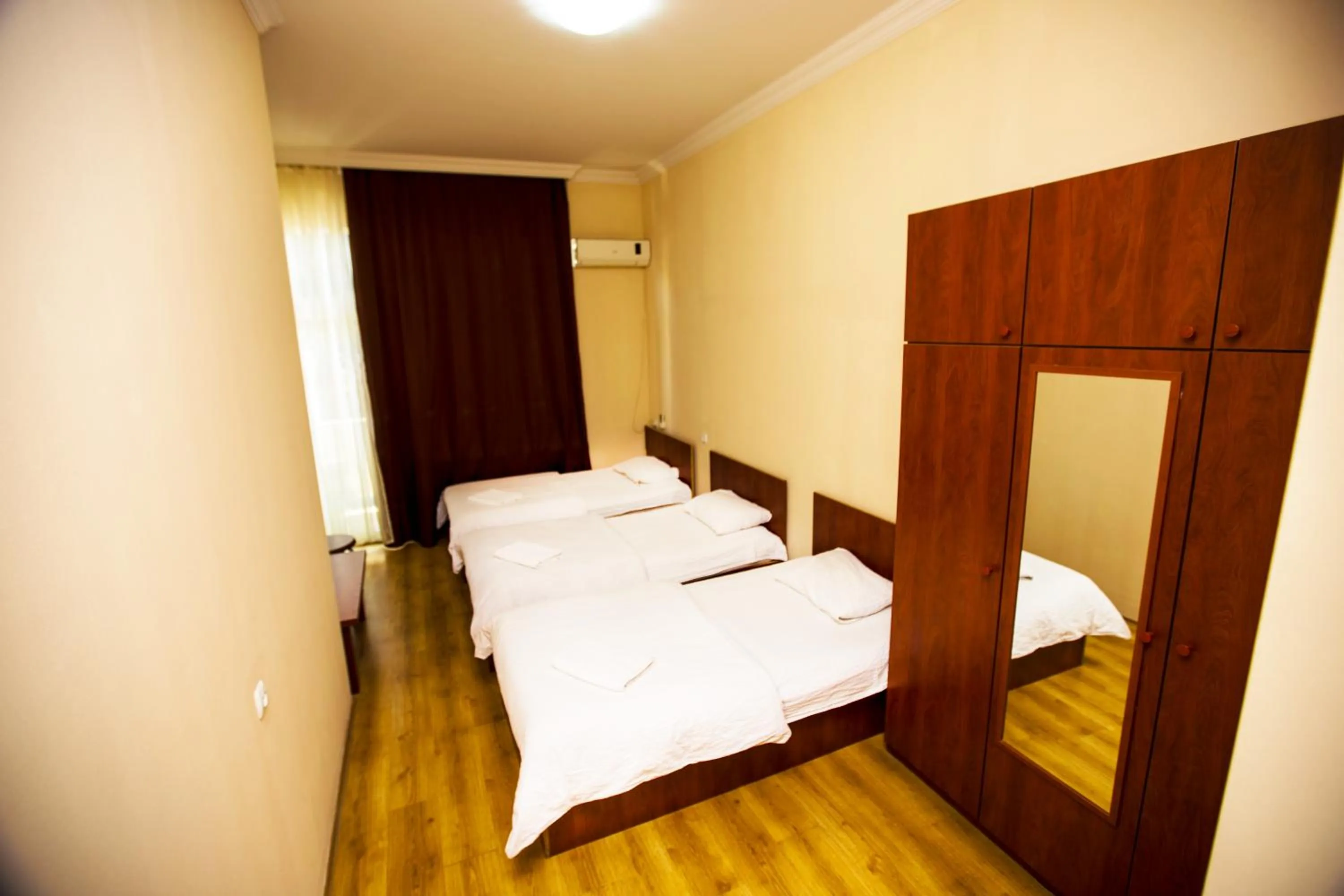 Bed in Ortachala Palace