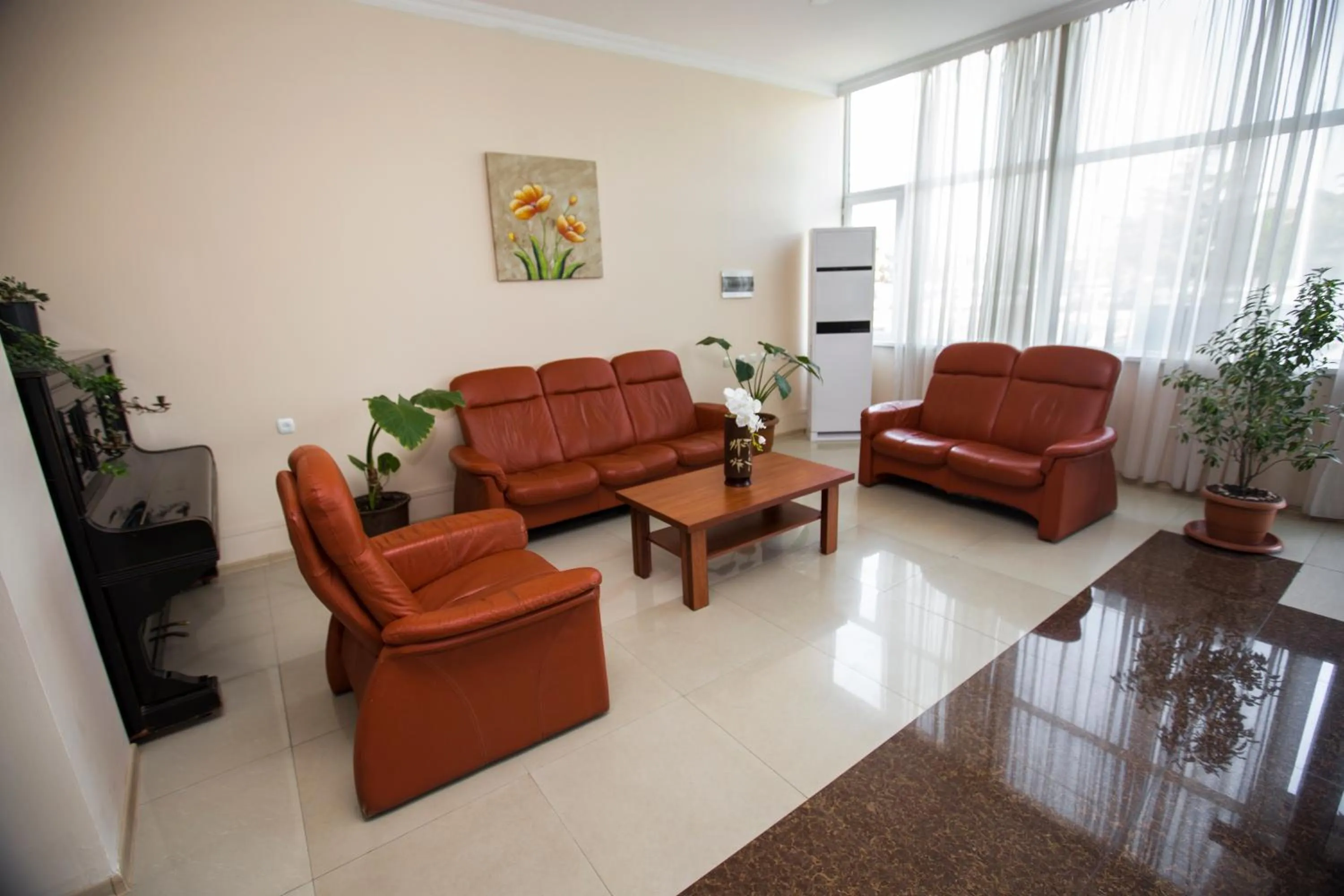 Seating area in Ortachala Palace