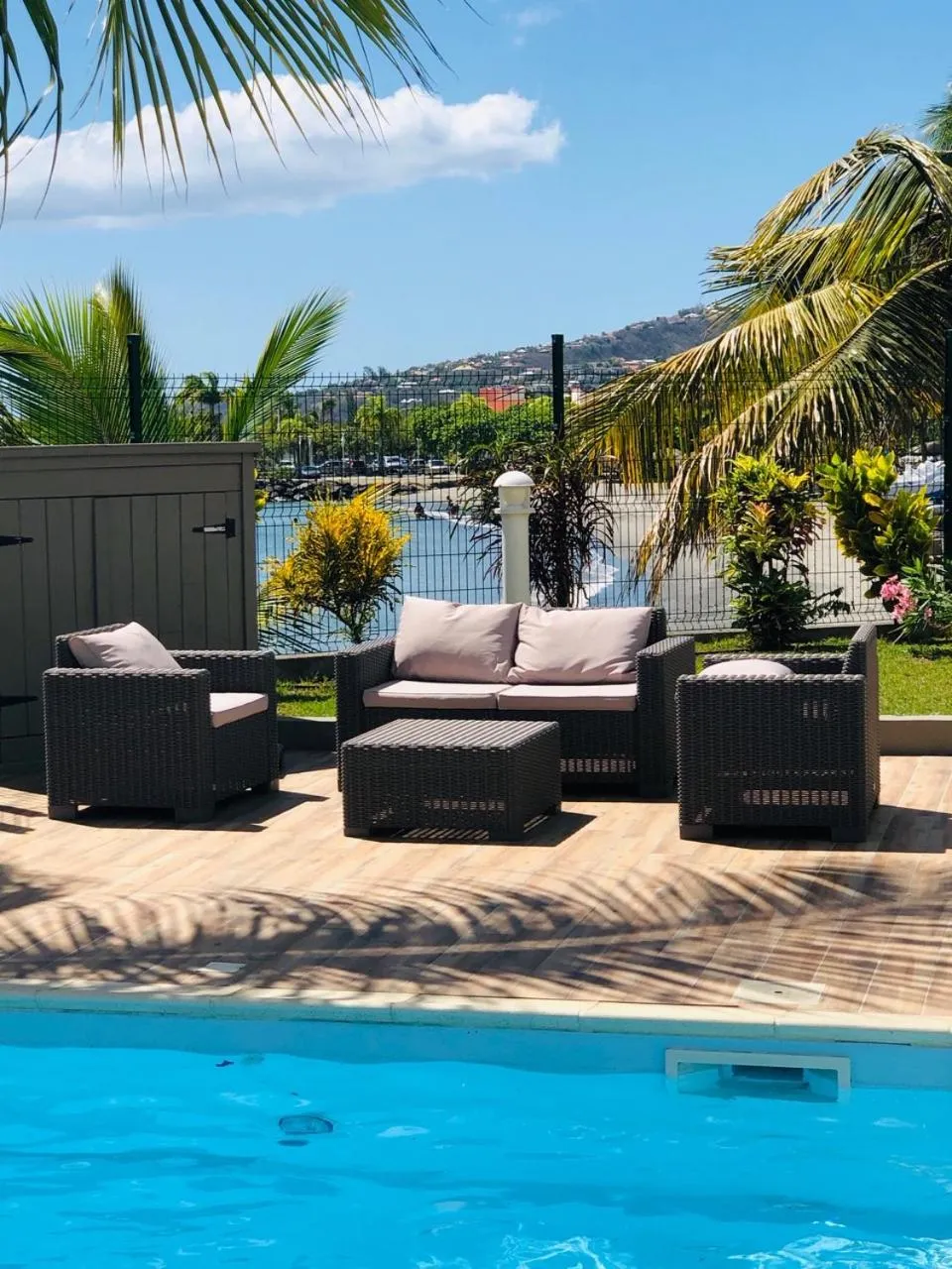 Property building in Hotel Pelican