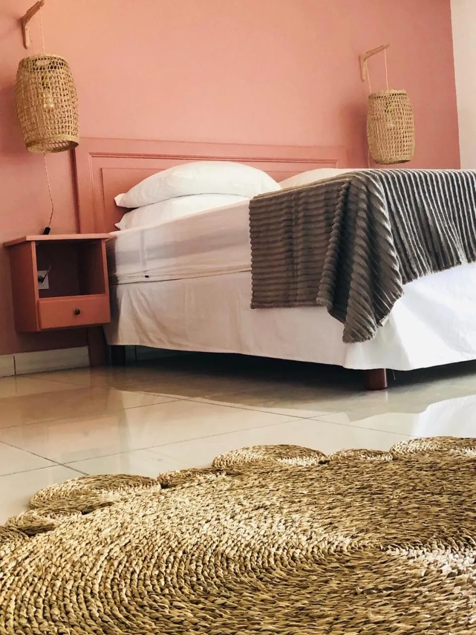 Bed in Hotel Pelican