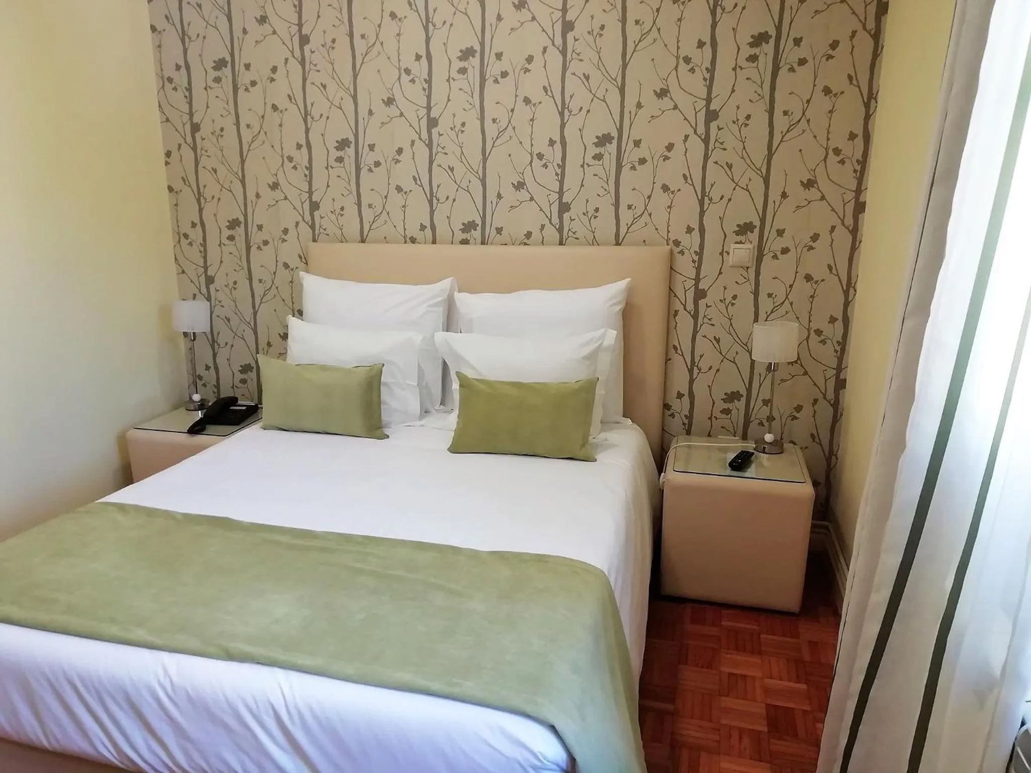 Decorative detail, Bed in Adelaide Hotel