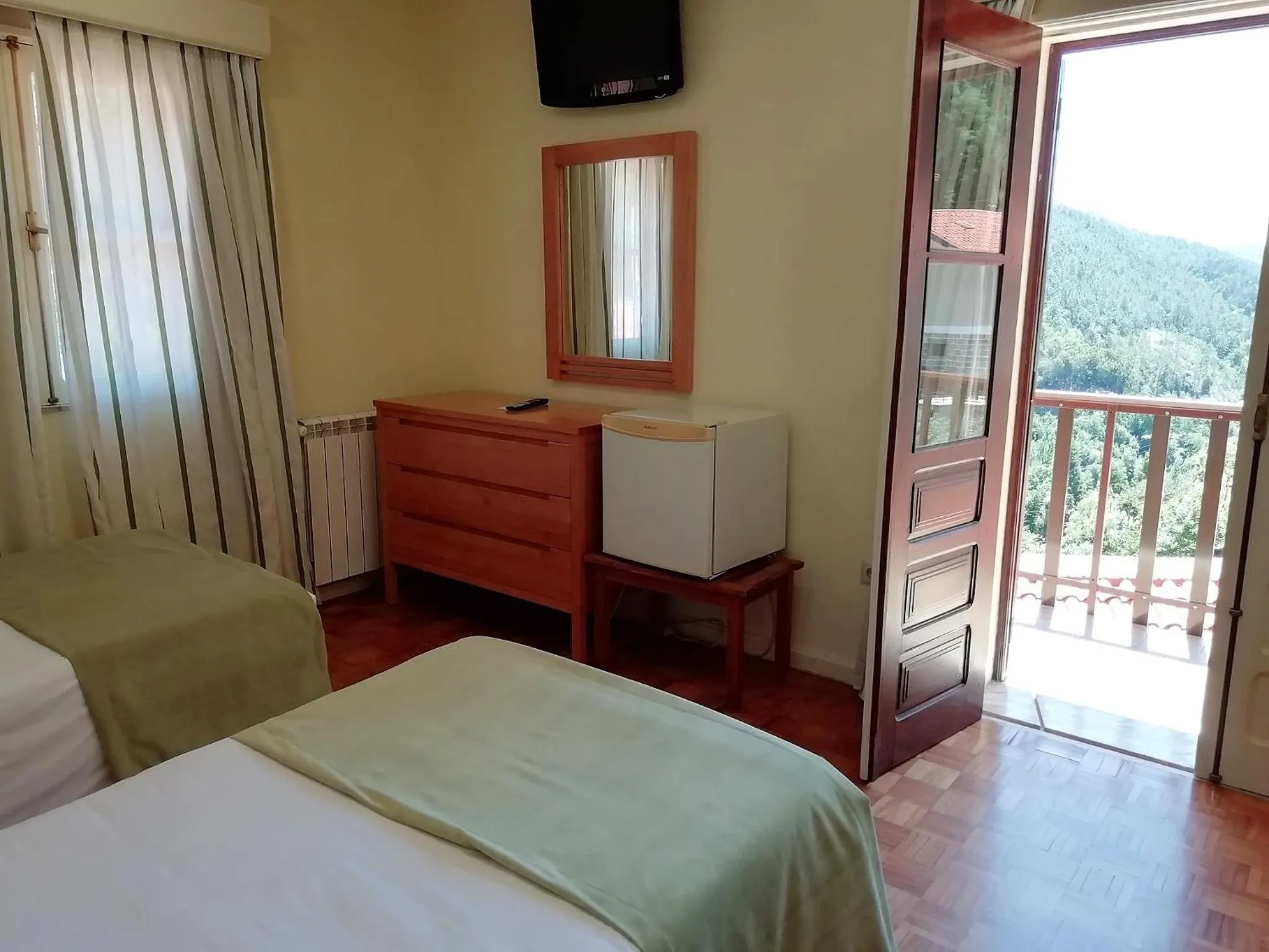 Bed in Adelaide Hotel