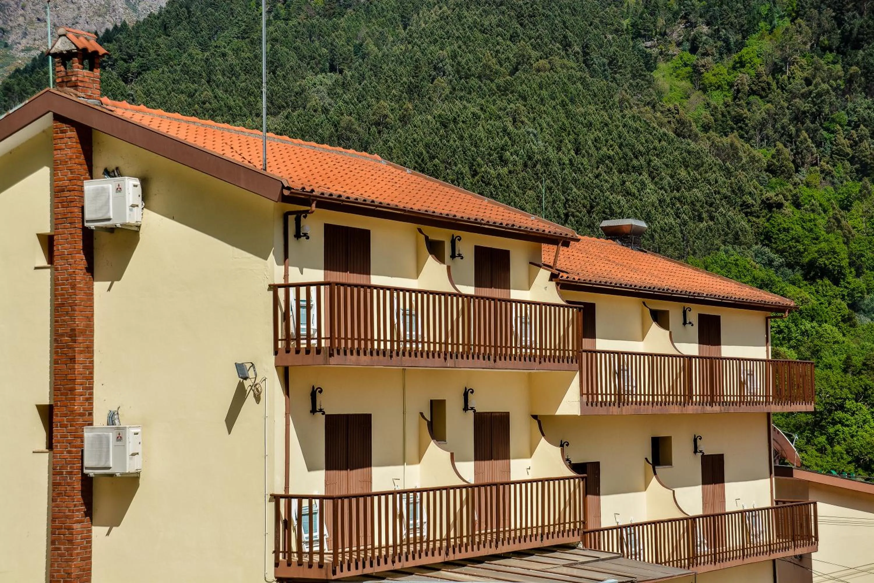 Property building in Adelaide Hotel