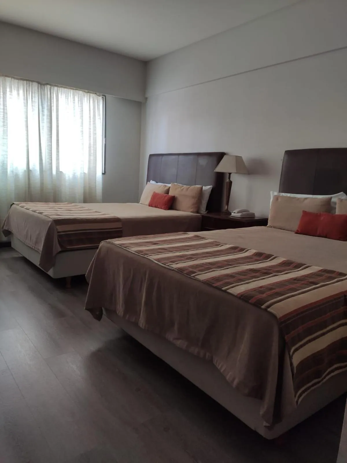 Photo of the whole room, Bed in HR Esmeralda Luxor