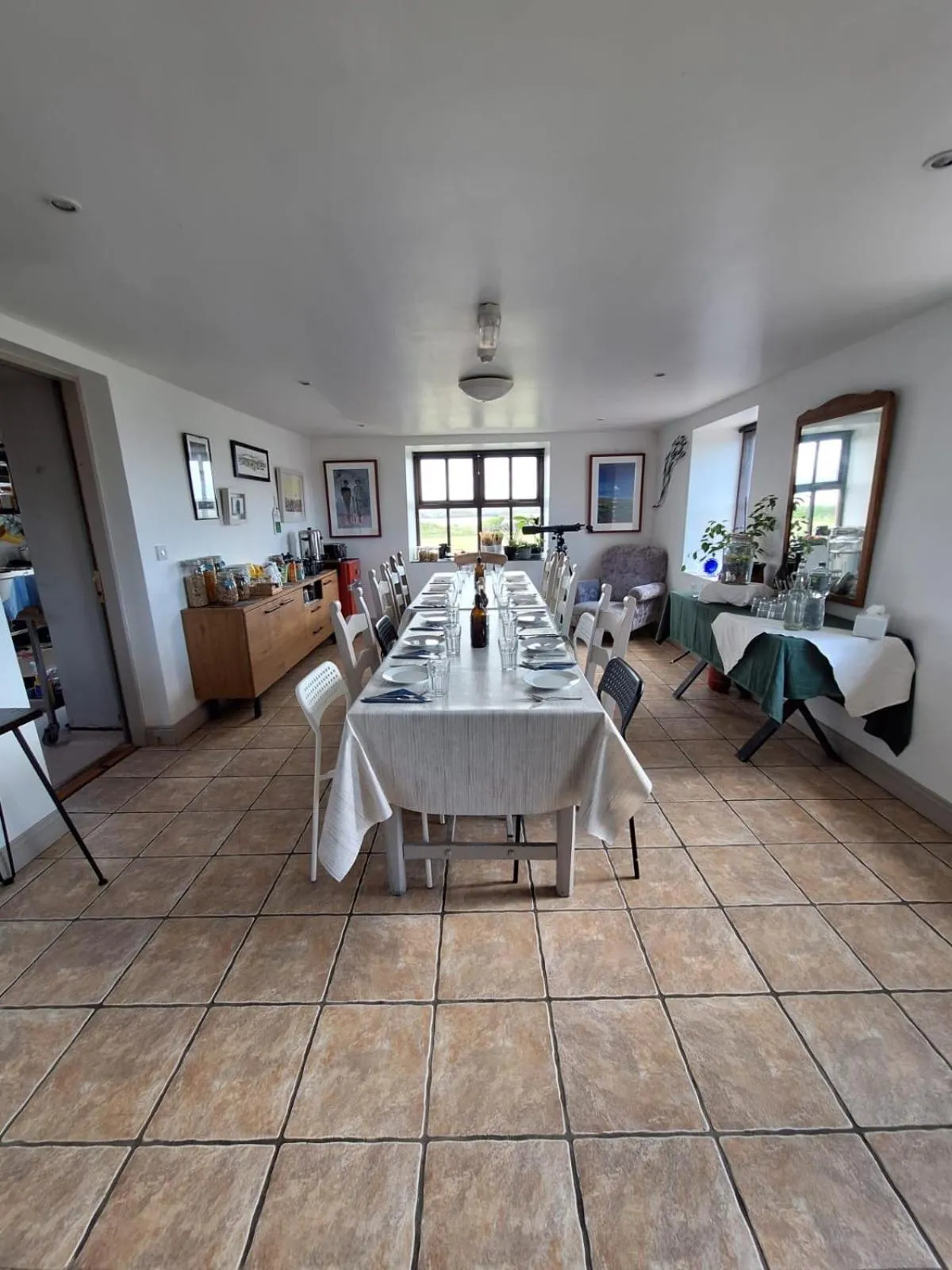 Restaurant/places to eat in Heir Island House