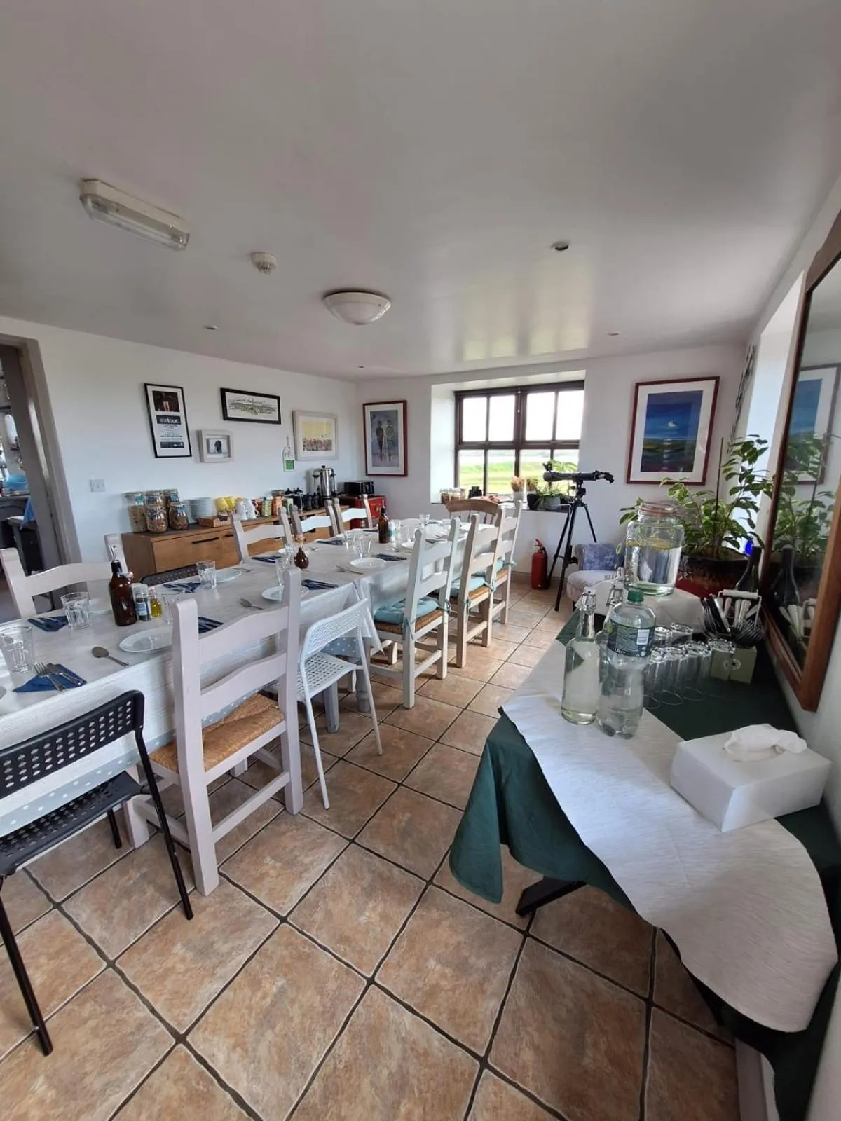 Restaurant/places to eat in Heir Island House