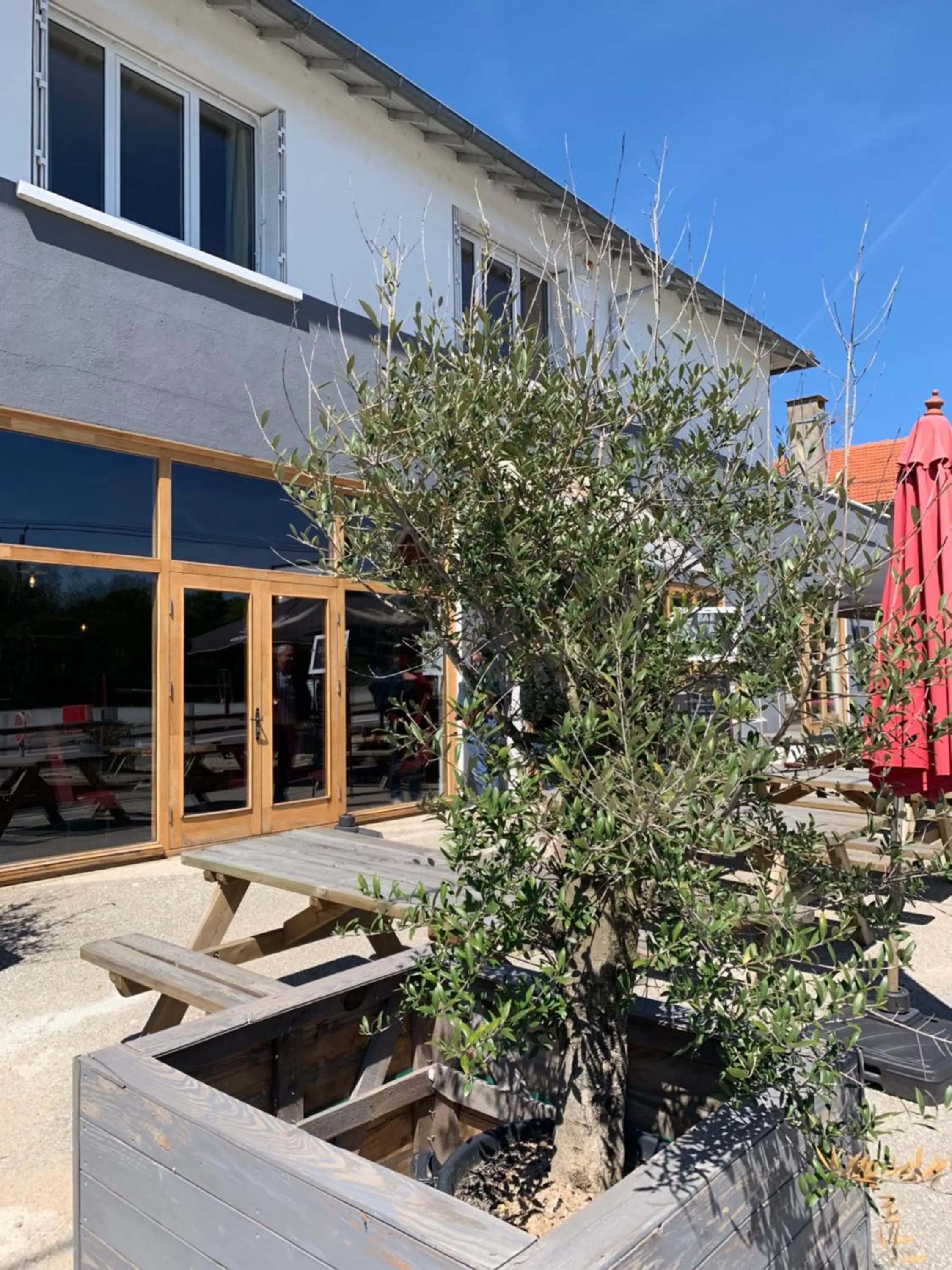 Property building in Bar 145