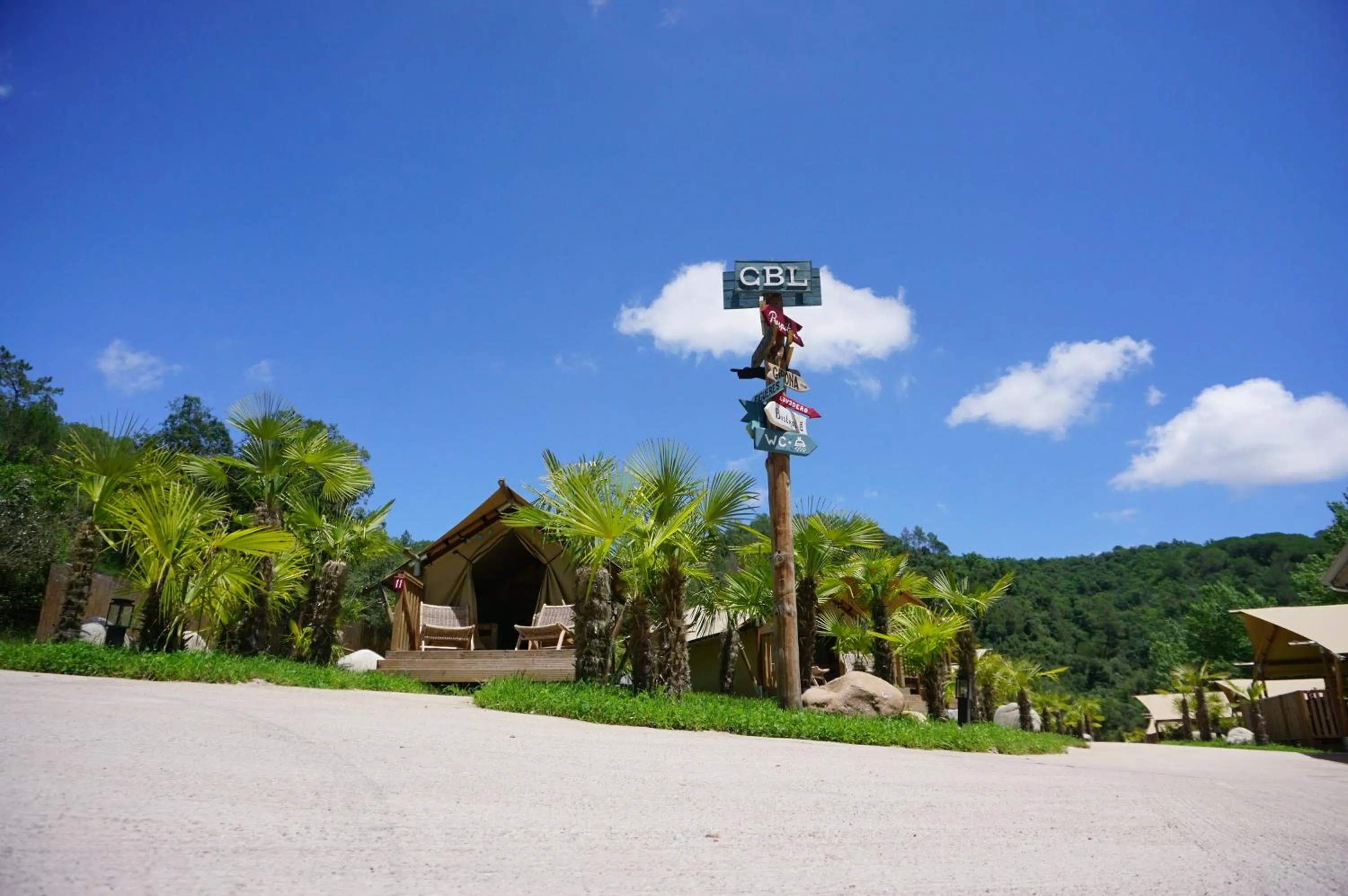 Garden in Glamping Can Bora Lodges