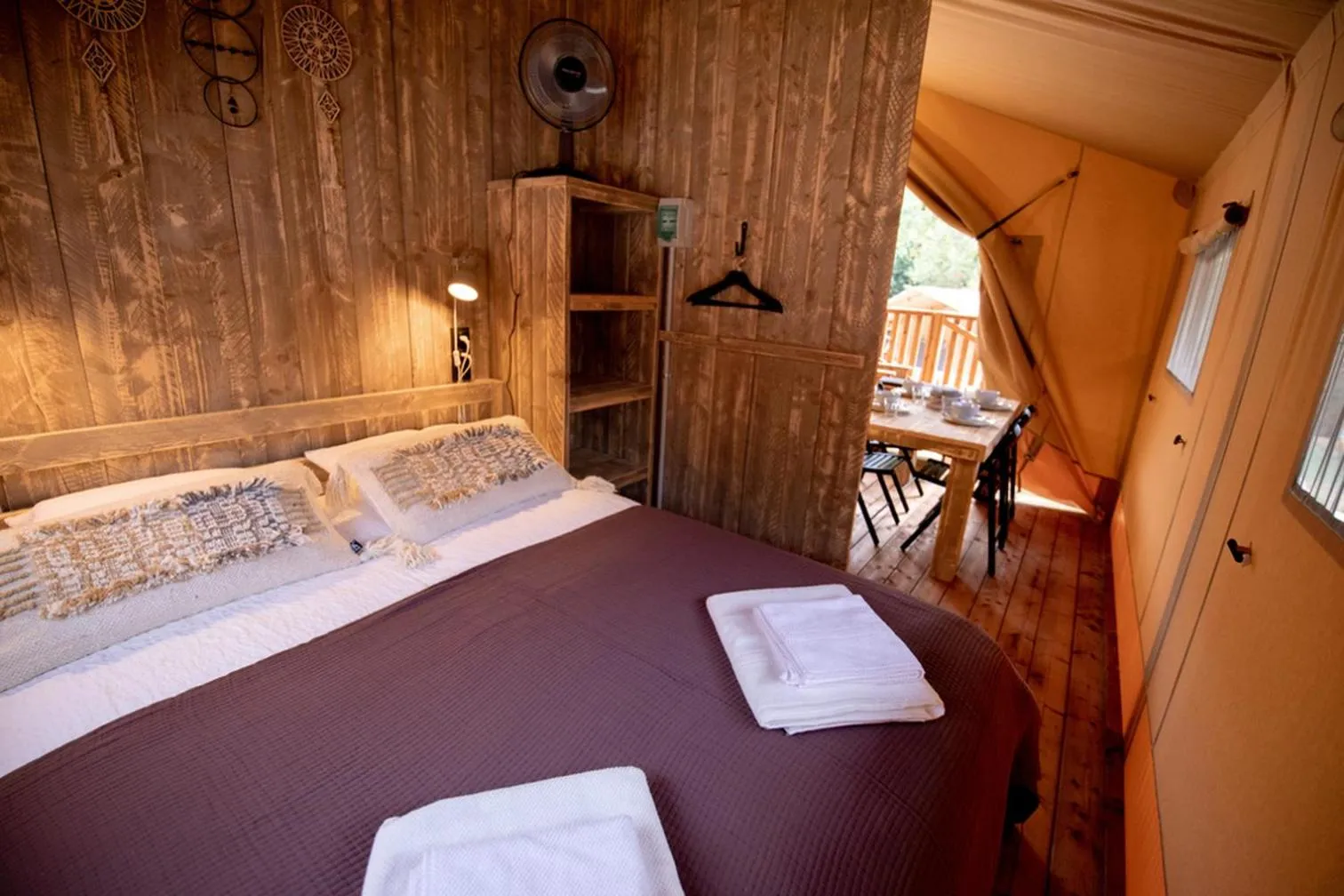 Bed in Glamping Can Bora Lodges