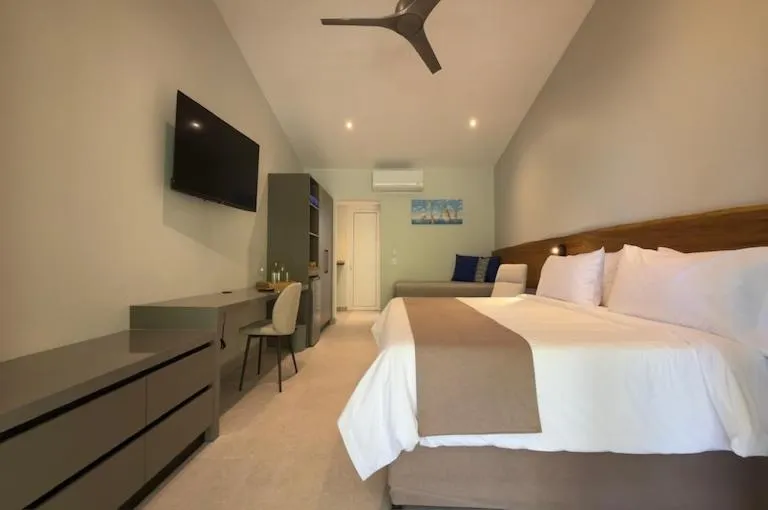 TV and multimedia, Bed in OPacifico Hotel Boutique