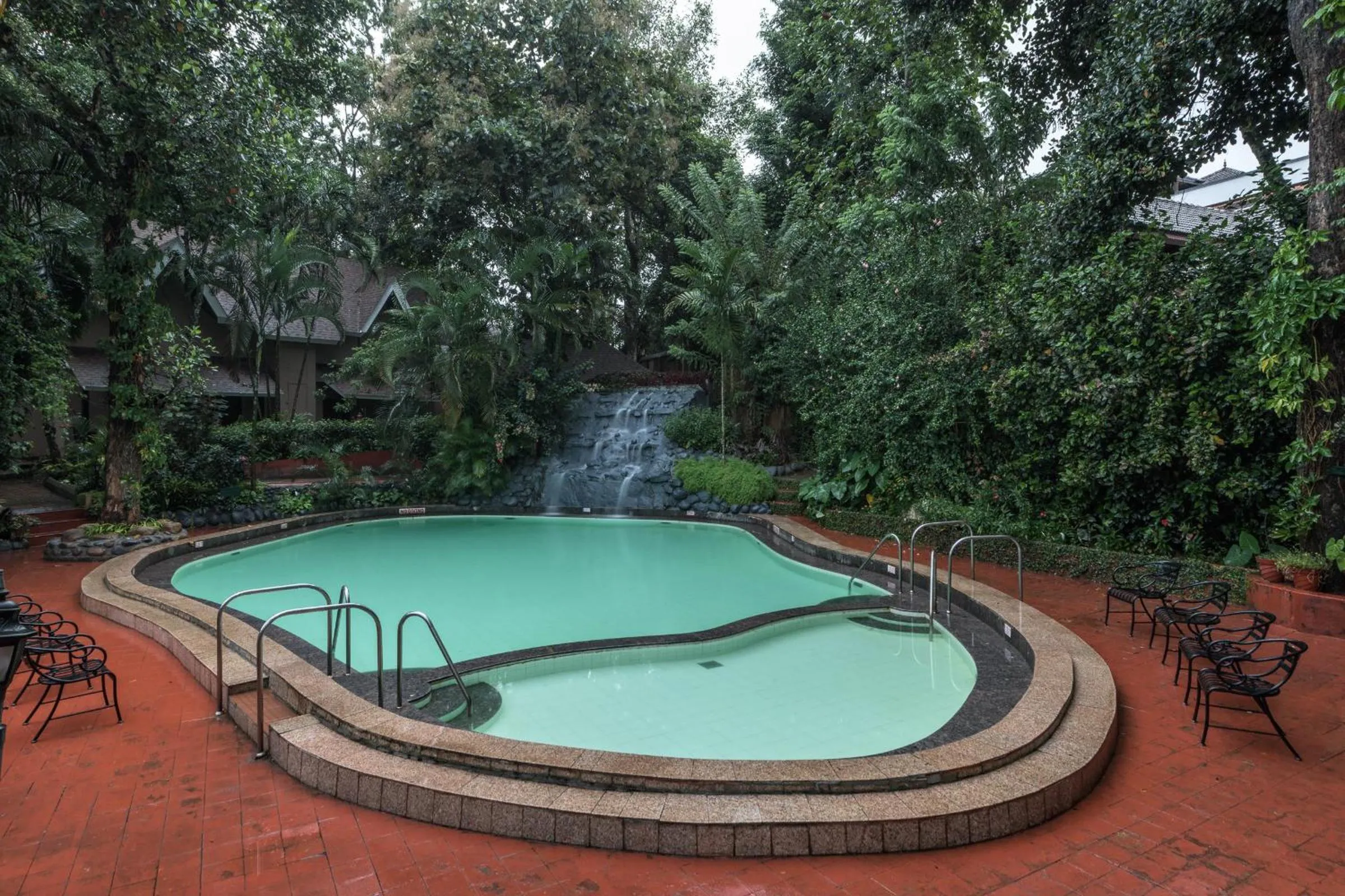 Swimming pool in Club Mahindra Thekkady