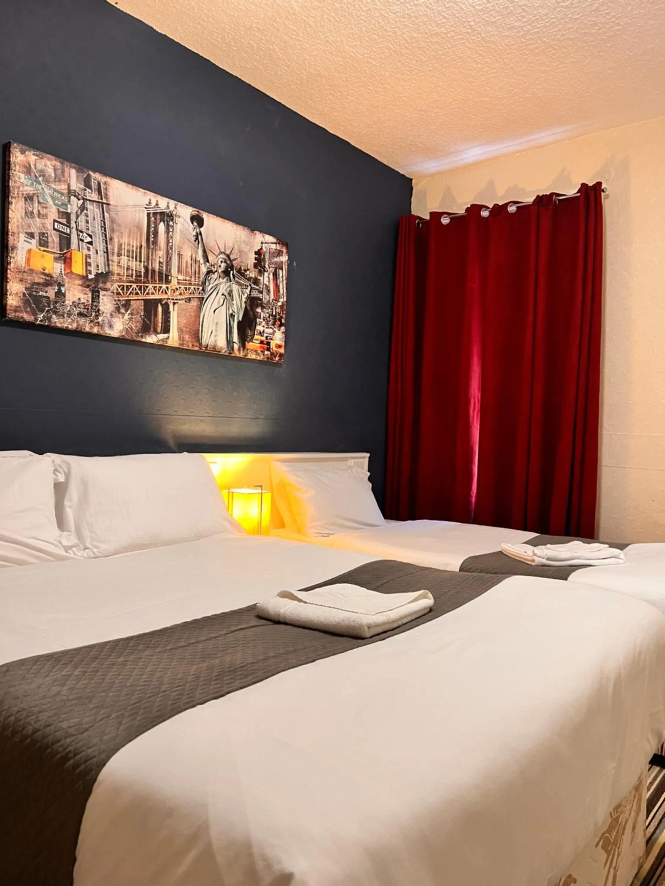 Bed in The oxford Hotel