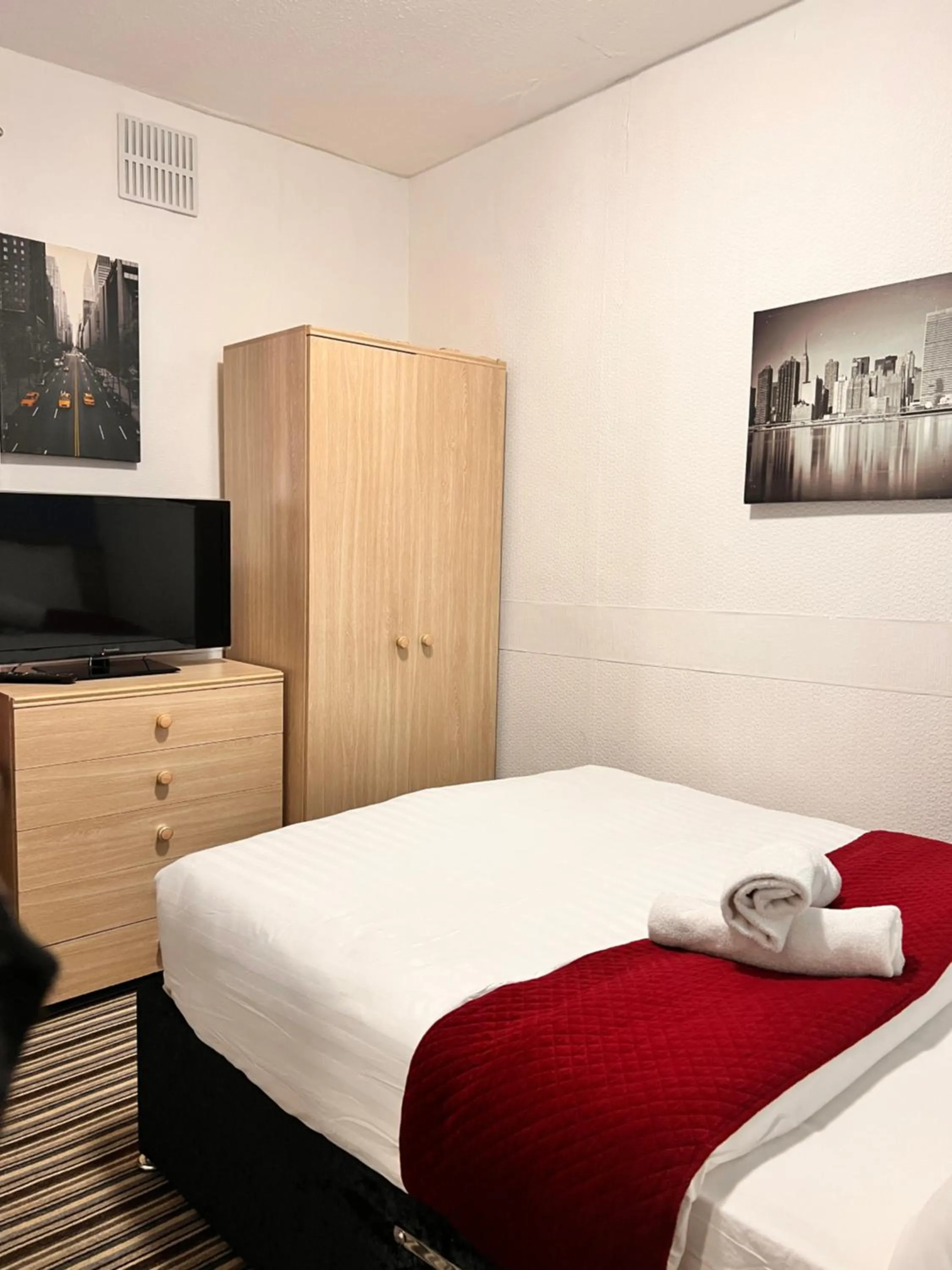 Bed in The oxford Hotel