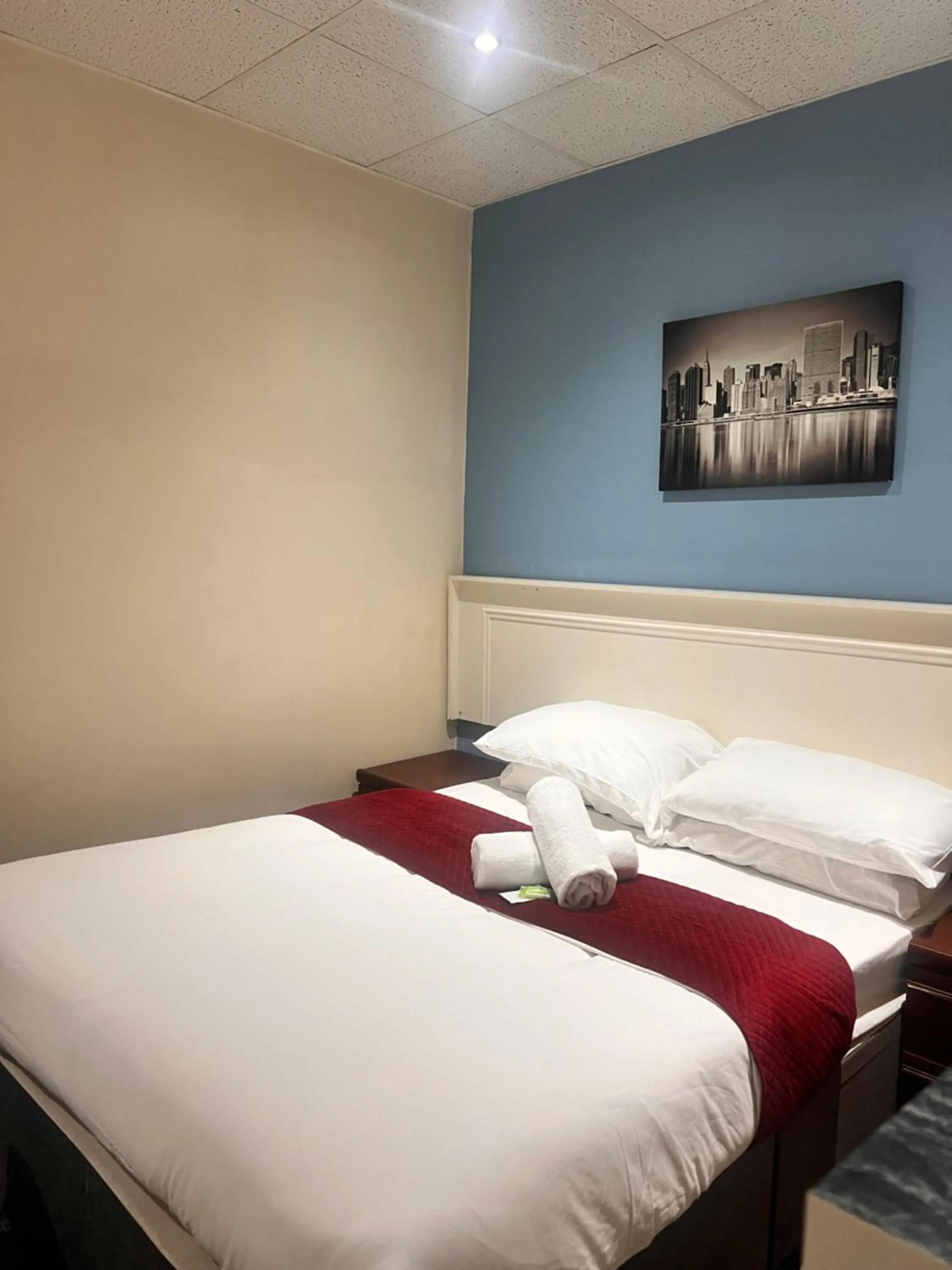 Bed in The oxford Hotel