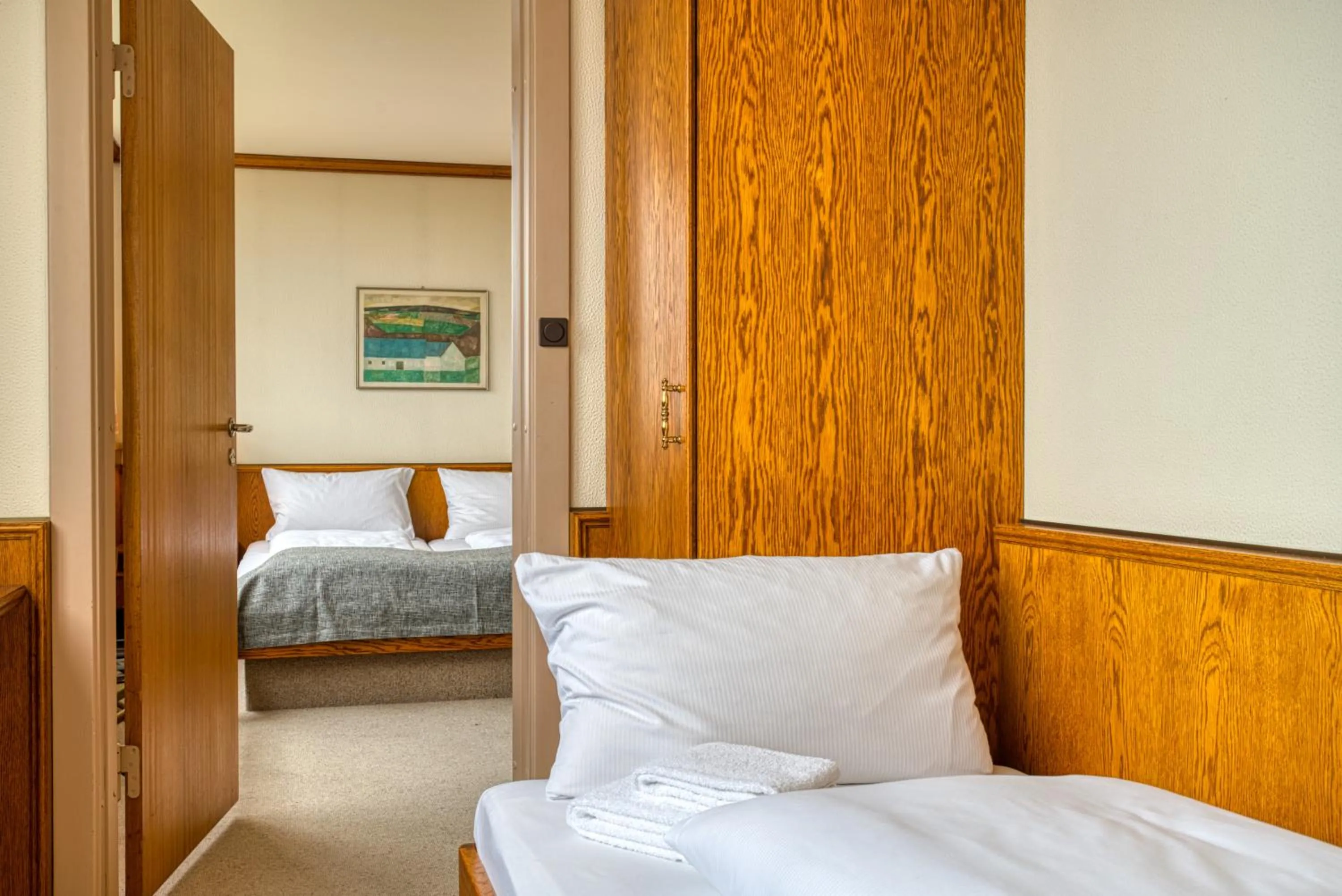 Bed in FF&E Hotel Dania