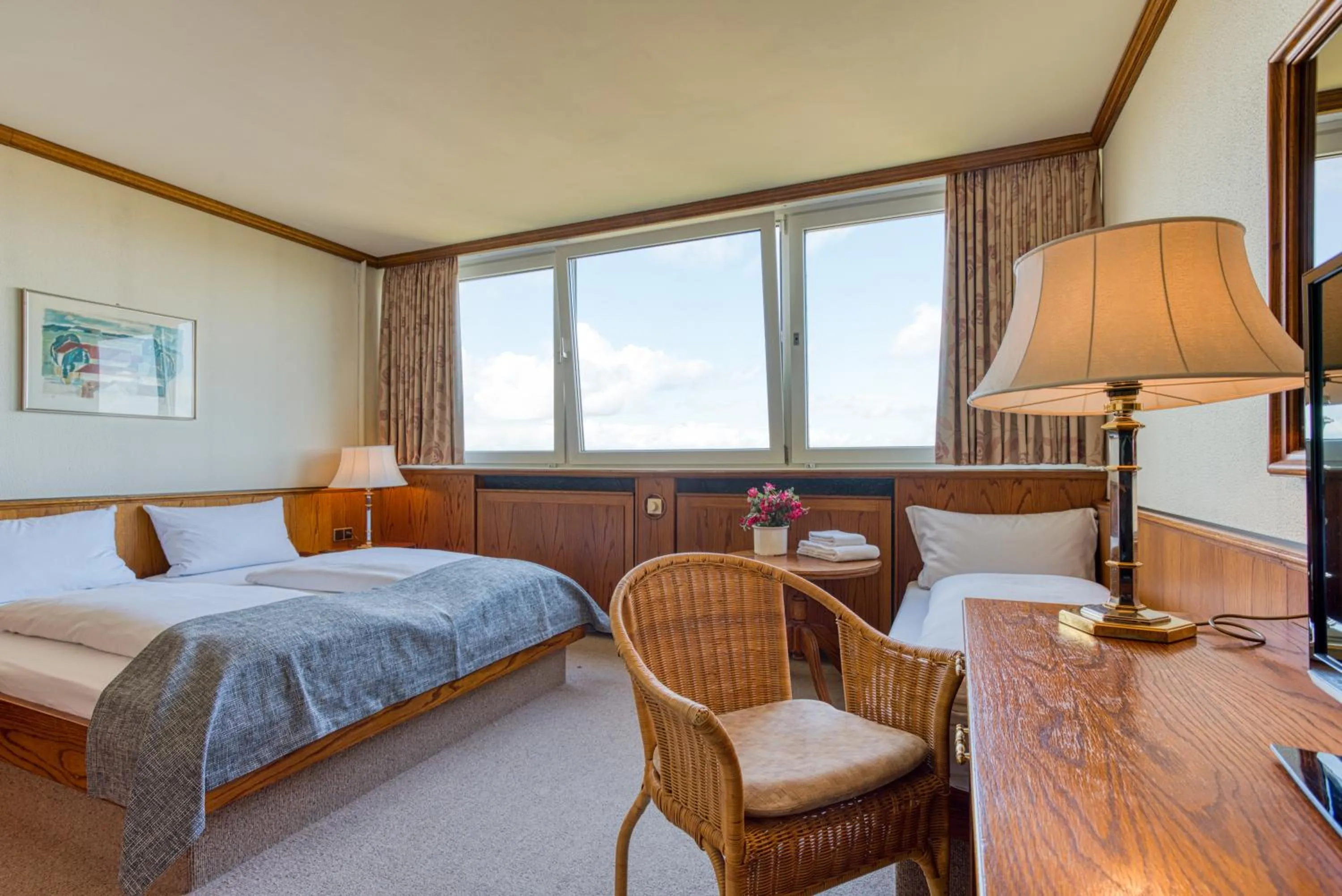 Photo of the whole room, Bed in FF&E Hotel Dania