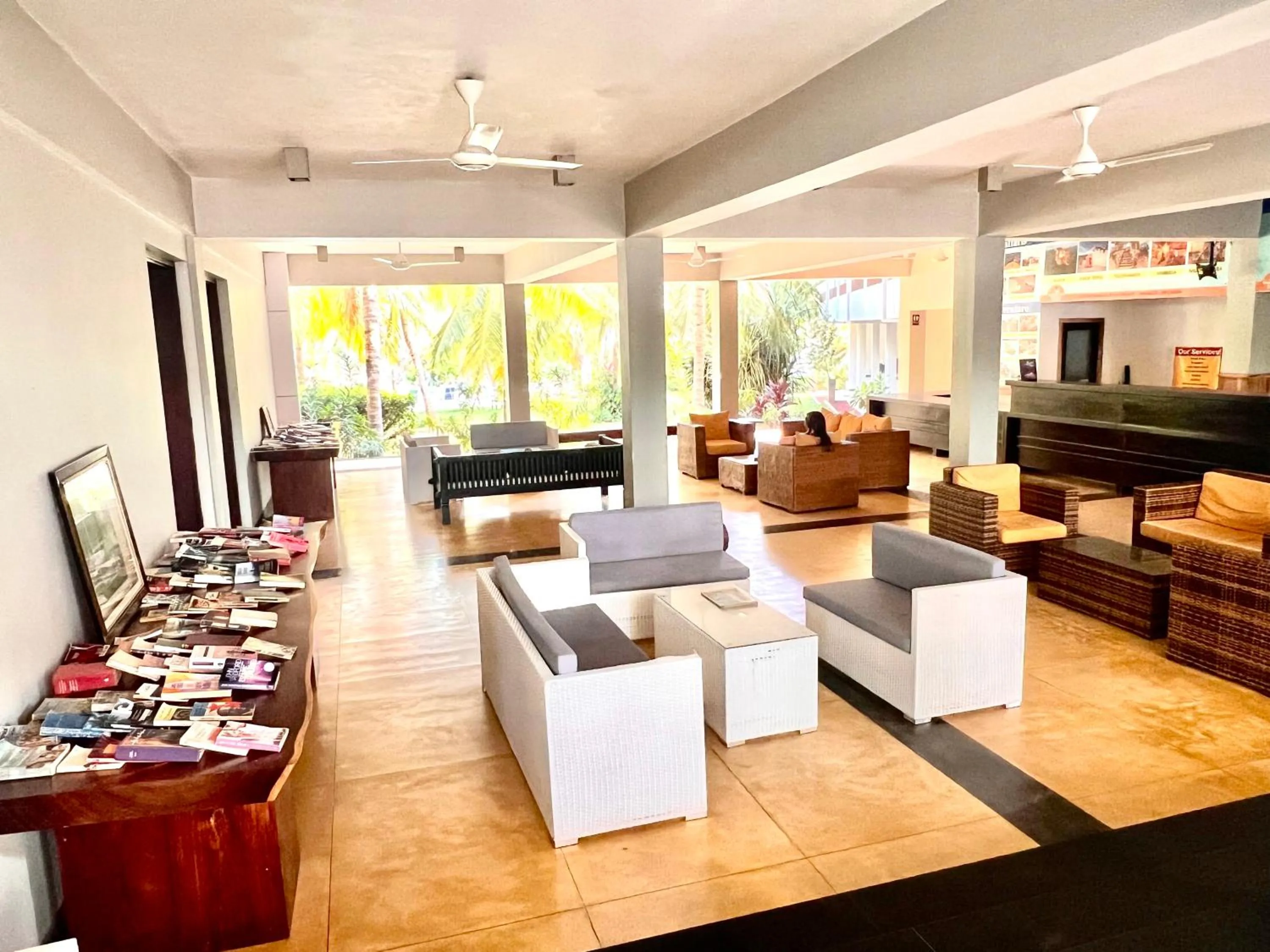 Library in Lagoon Paradise Beach Resort