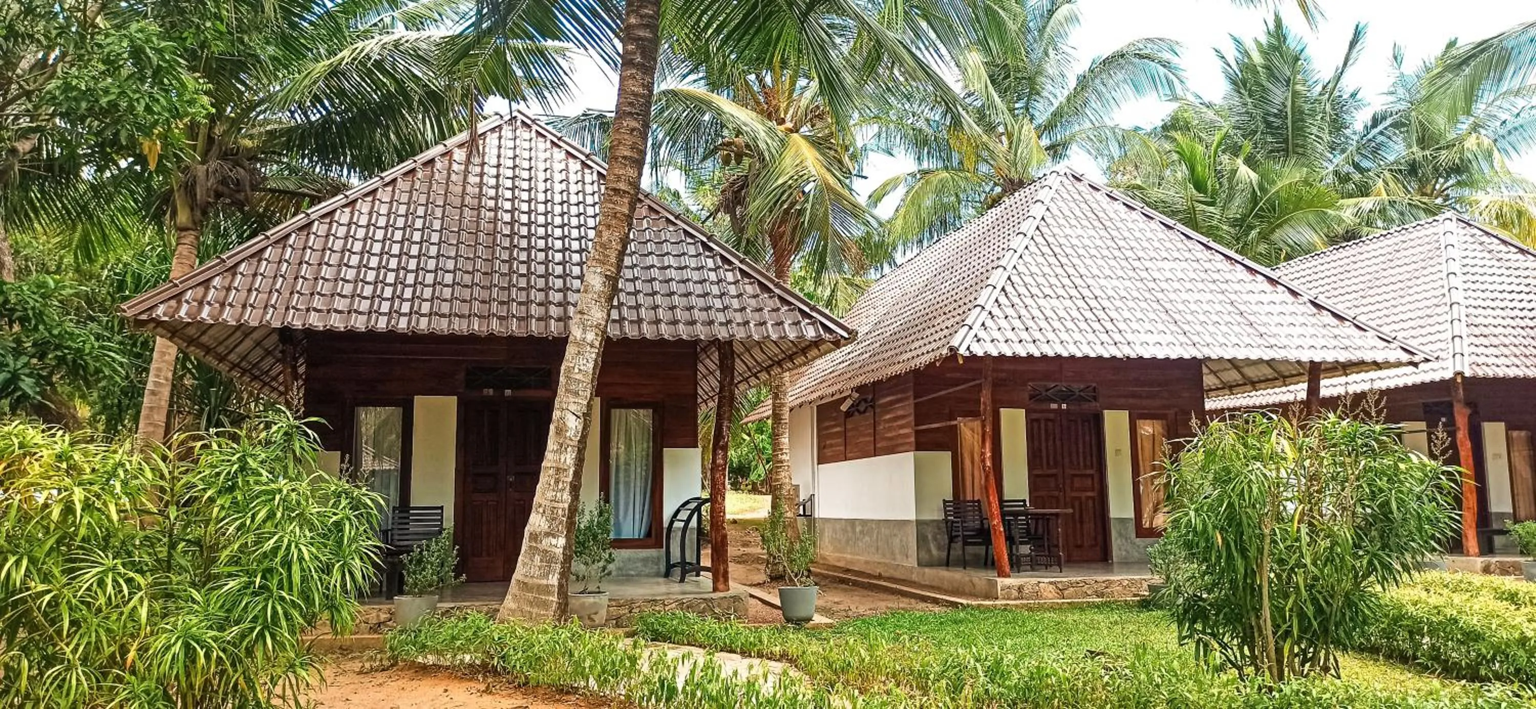 Property building in Lagoon Paradise Beach Resort