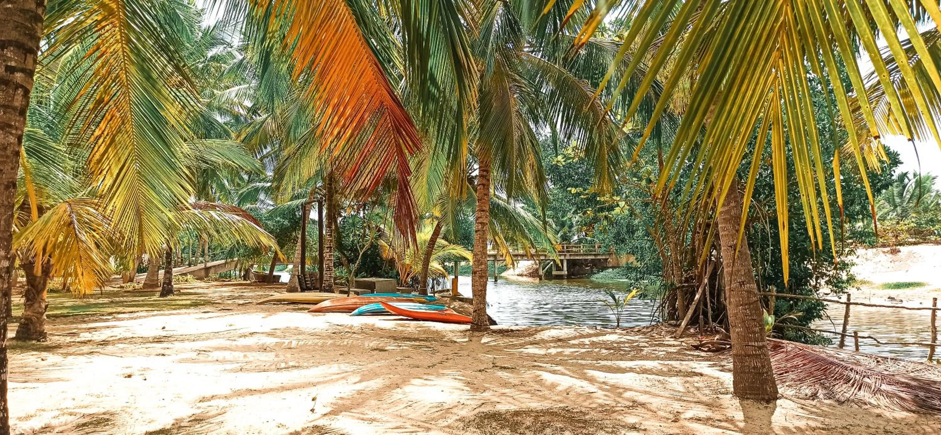 Property building in Lagoon Paradise Beach Resort