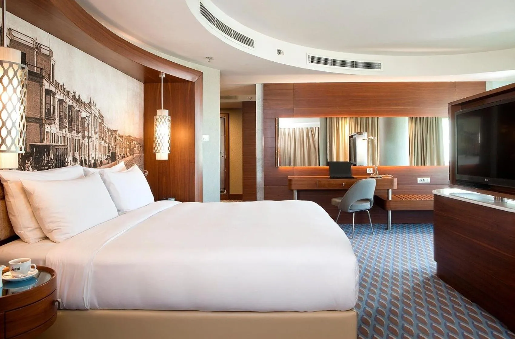 Bed in Renaissance Izmir Hotel