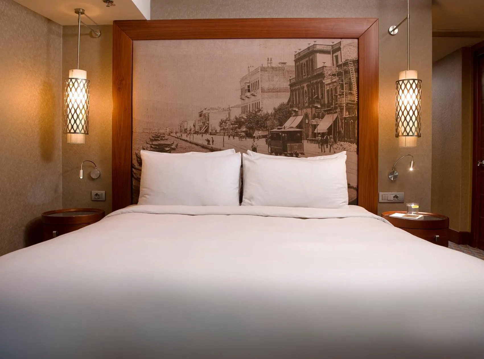 Bed in Renaissance Izmir Hotel