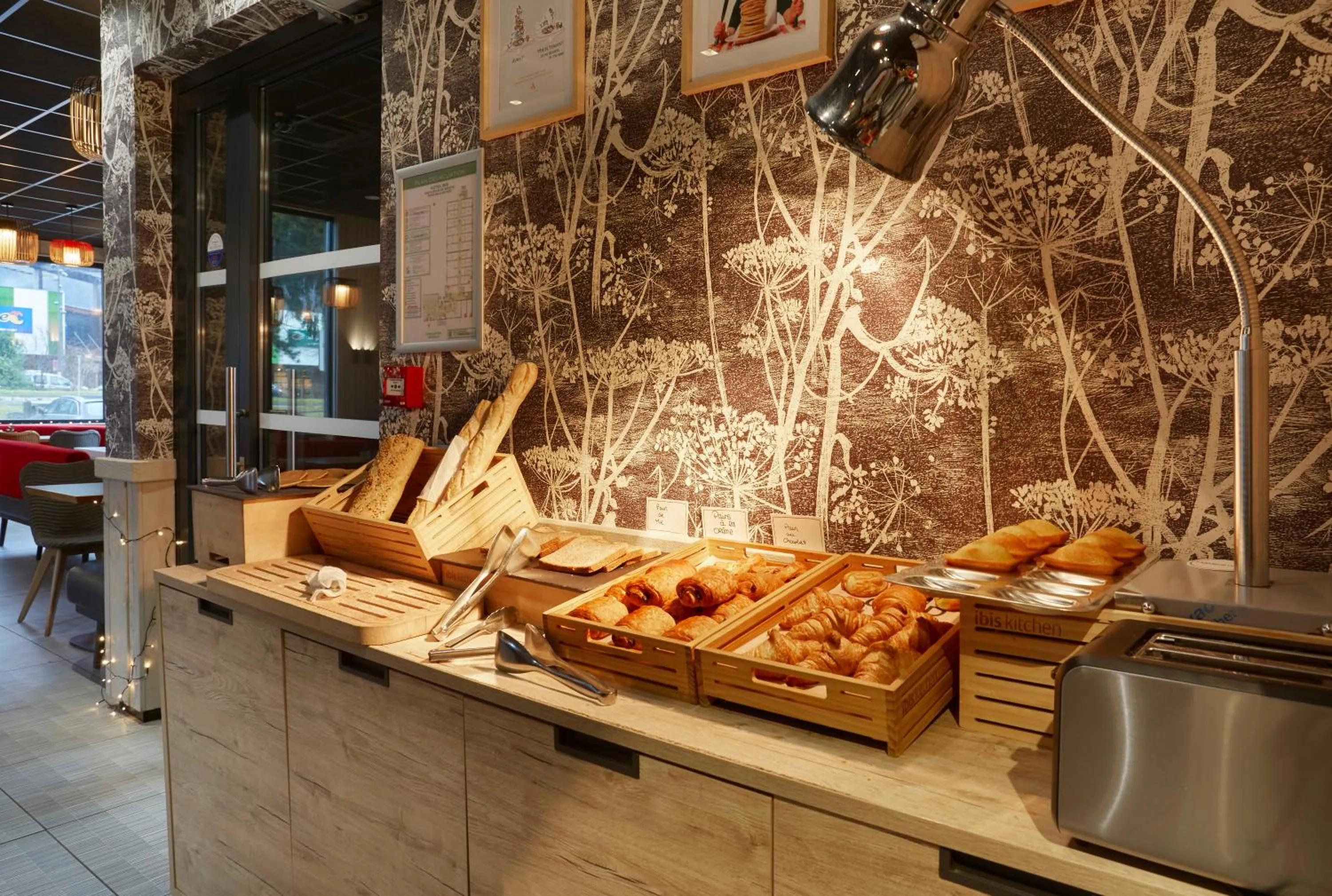 Food and drinks in Ibis Sallanches Porte du MontBlanc