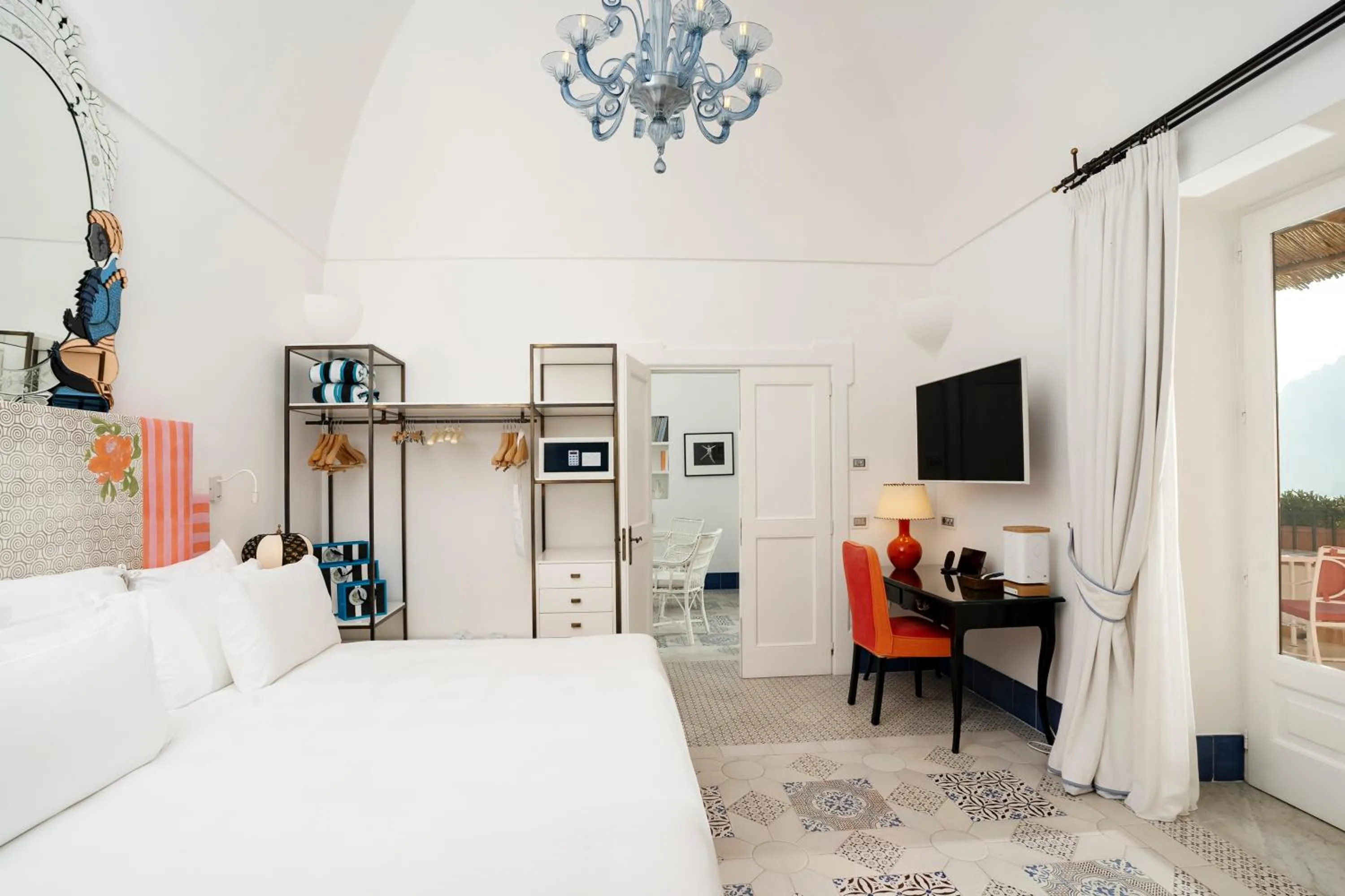 Bedroom, Bed in Villa Treville