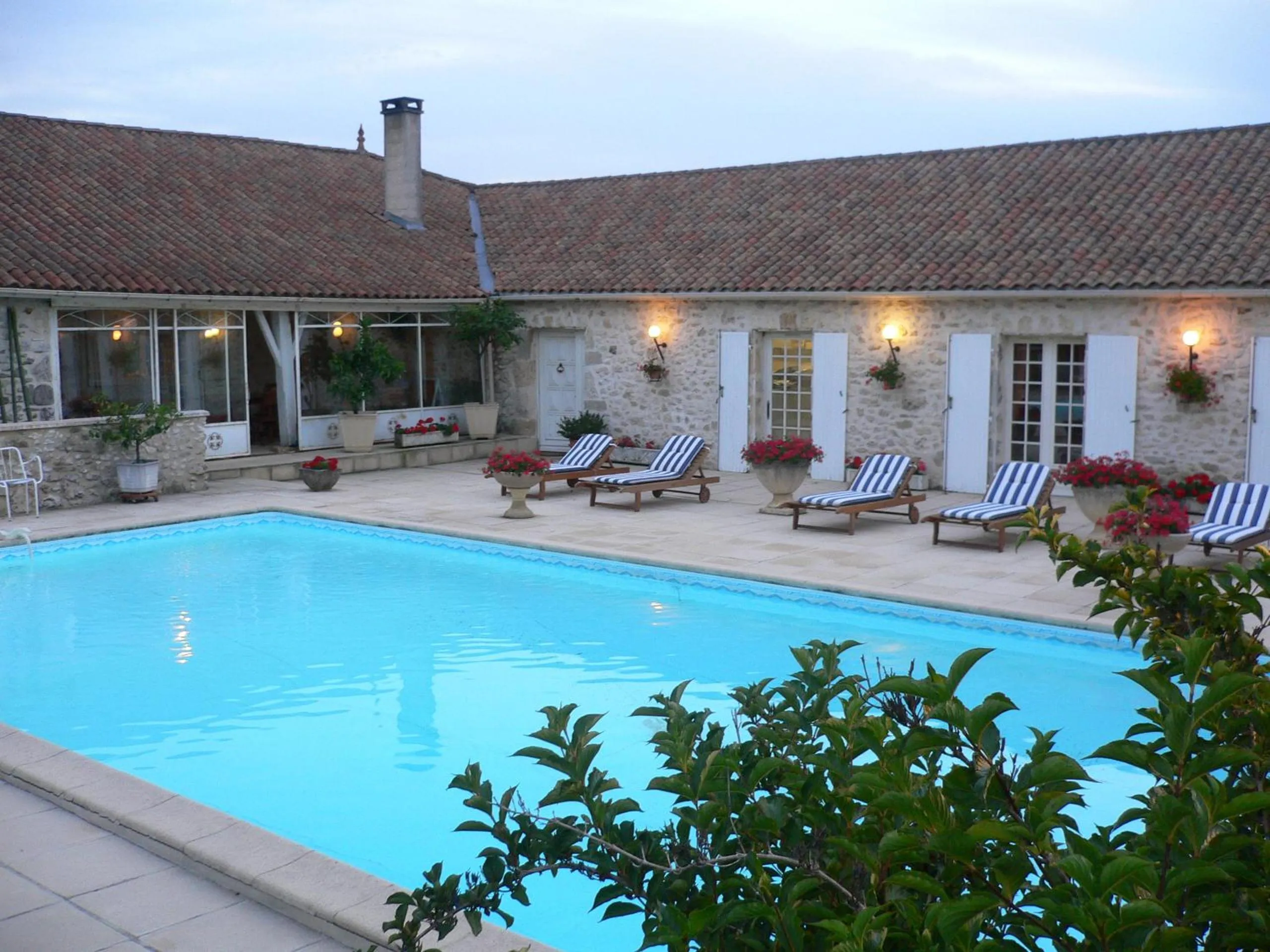 Balcony/Terrace in Chambres d'Hôtes Domaine de Beunes