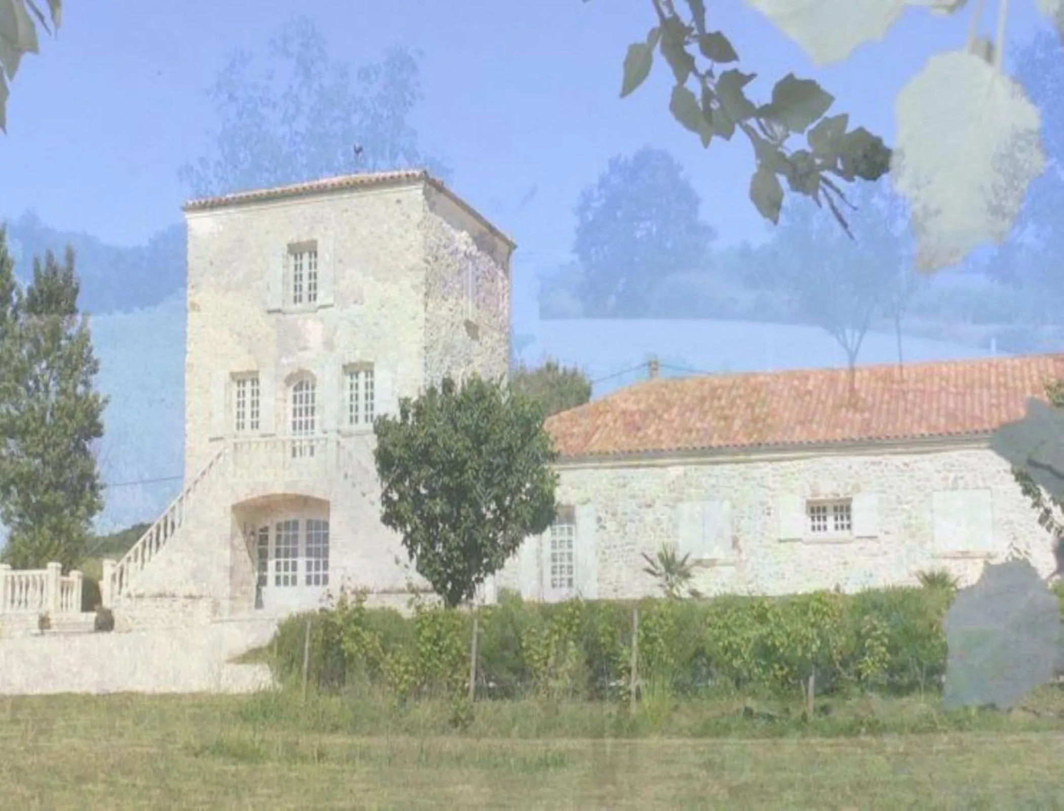 Facade/entrance in Chambres d'Hôtes Domaine de Beunes