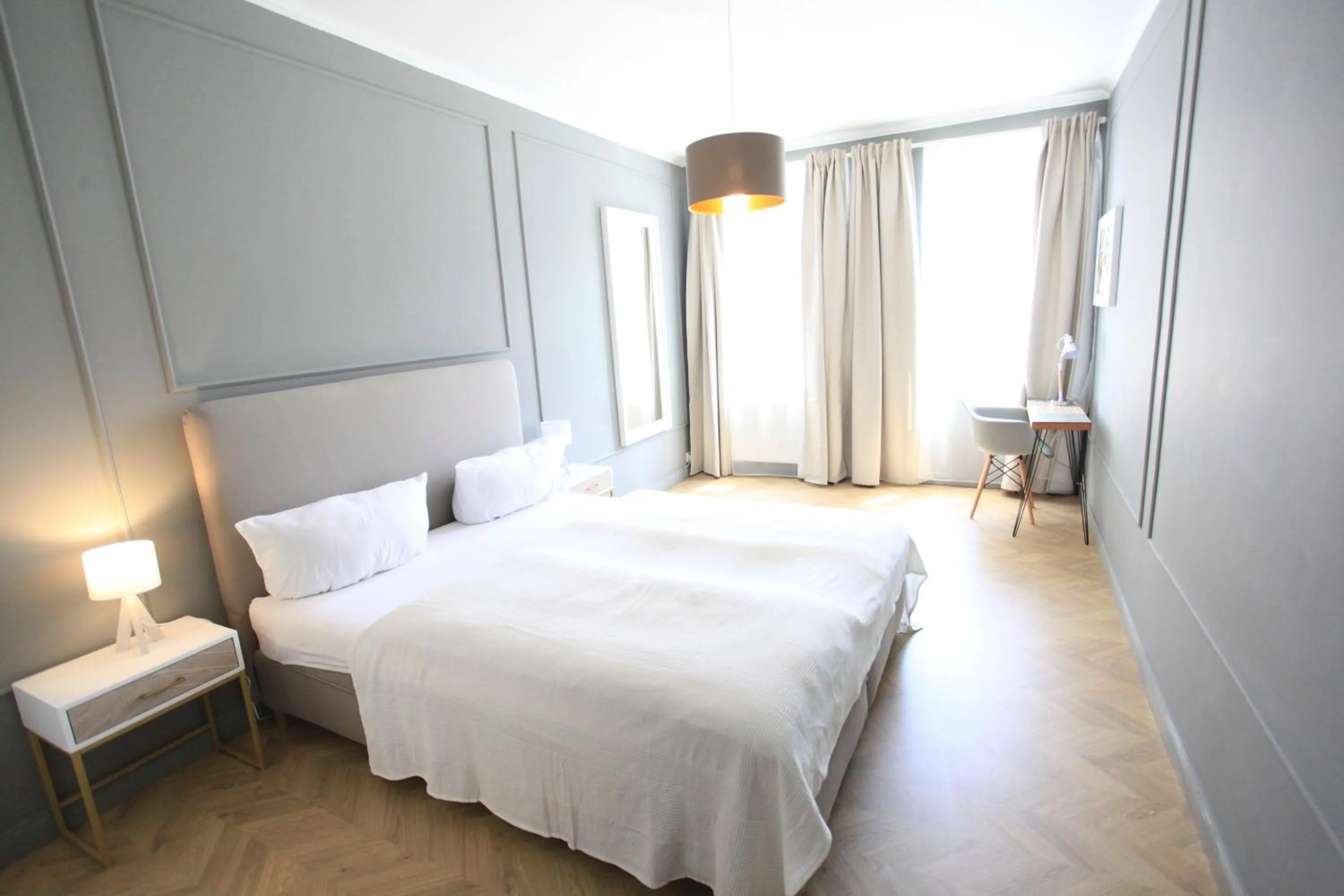 Photo of the whole room, Bed in Zollikof Aparts - Sauna & Studioapartments