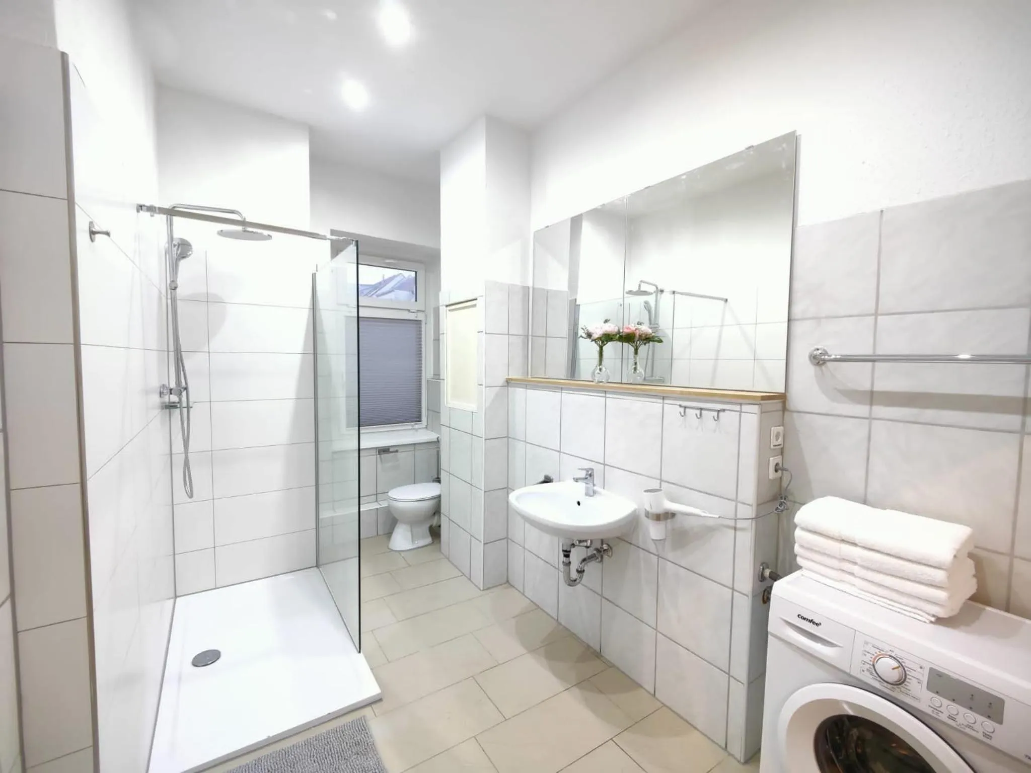 Shower in Zollikof Aparts - Sauna & Studioapartments