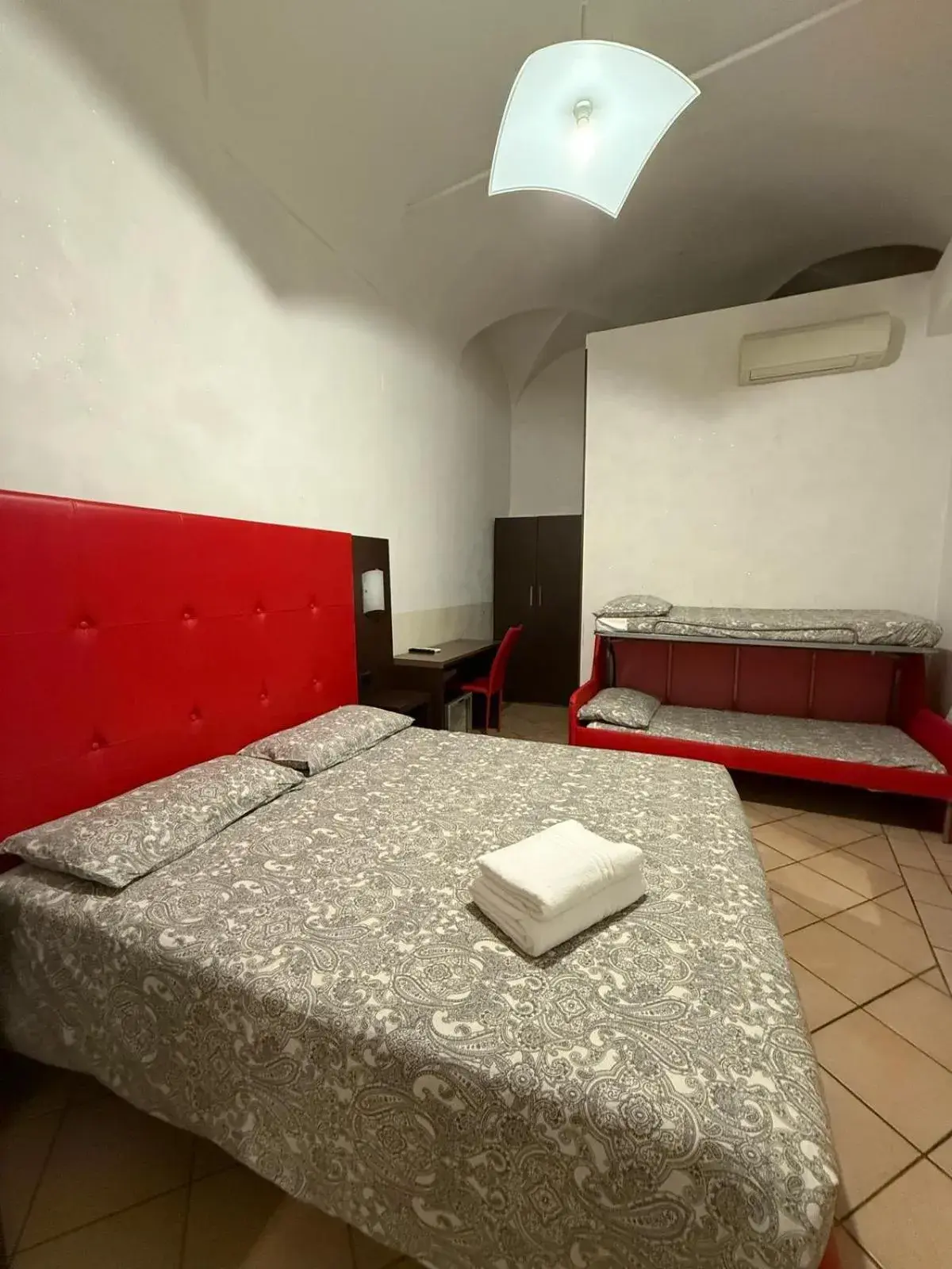 Double or Twin Room in Sakura Inn Sanremo Double or Twin Room in Sakura Inn Sanremo