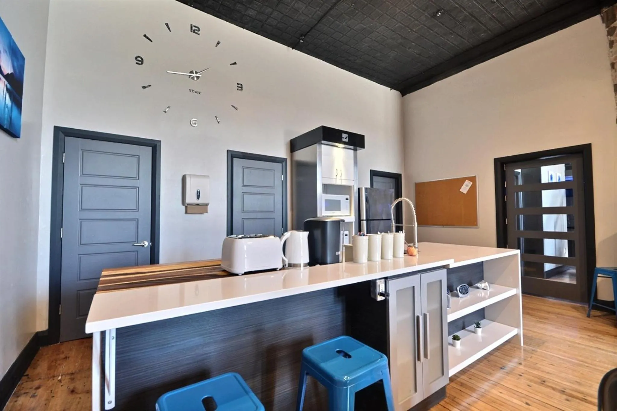 Communal kitchen in Zens Inn