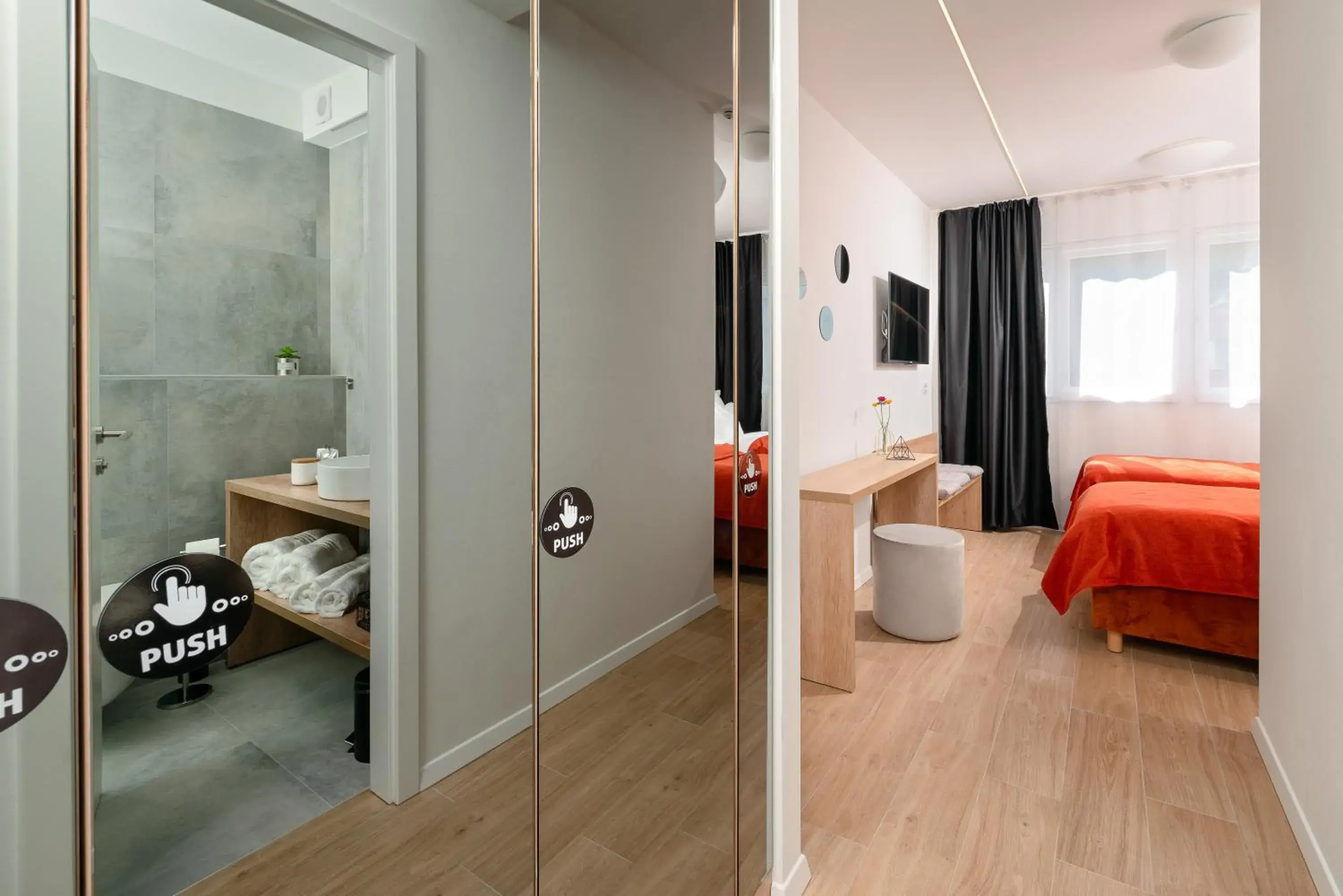 Deluxe Double or Twin Room in Skaline Luxury rooms Split Deluxe Double or Twin Room in Skaline Luxury rooms Split