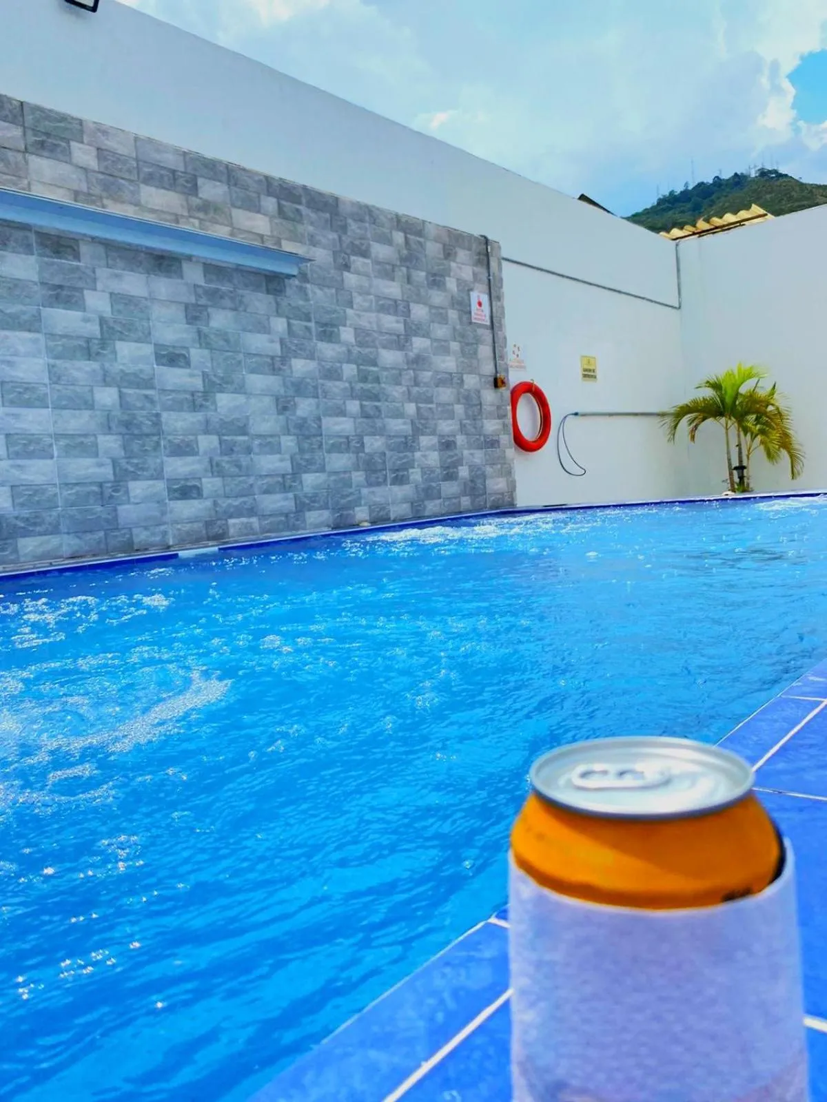 TAMA Hotel Granada Real Cali