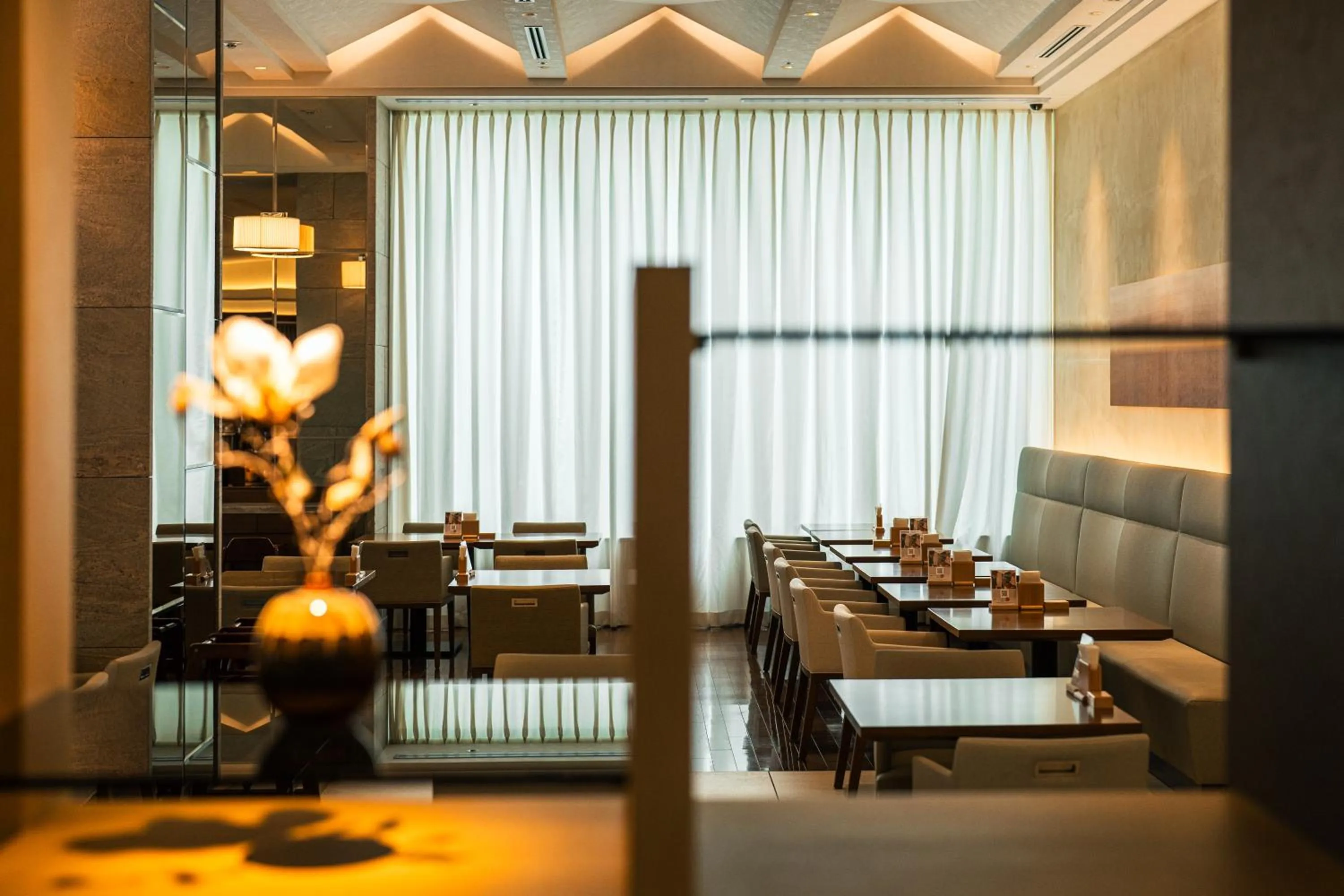 Restaurant/places to eat in Hotel JAL City Sapporo Nakajima Park