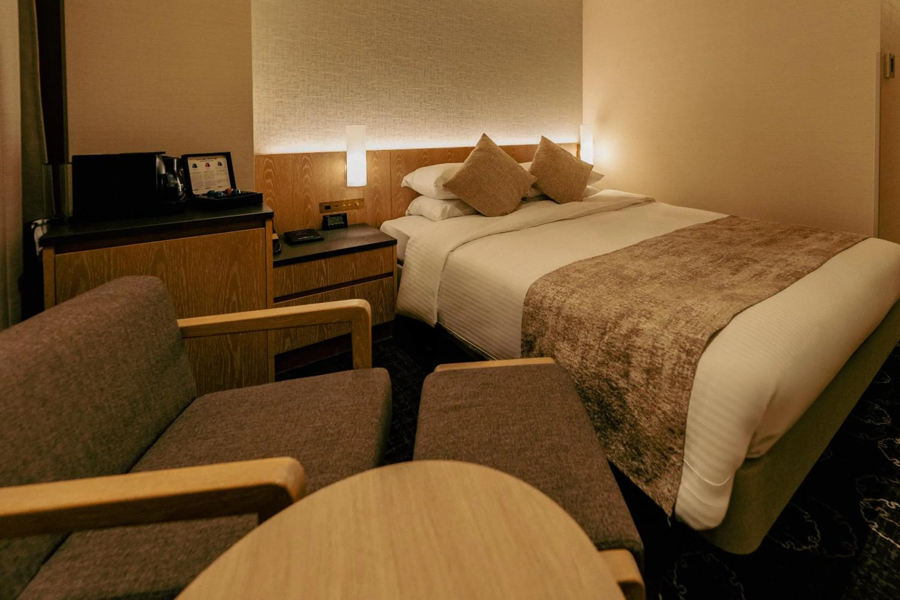 Photo of the whole room, Bed in Hotel JAL City Sapporo Nakajima Park