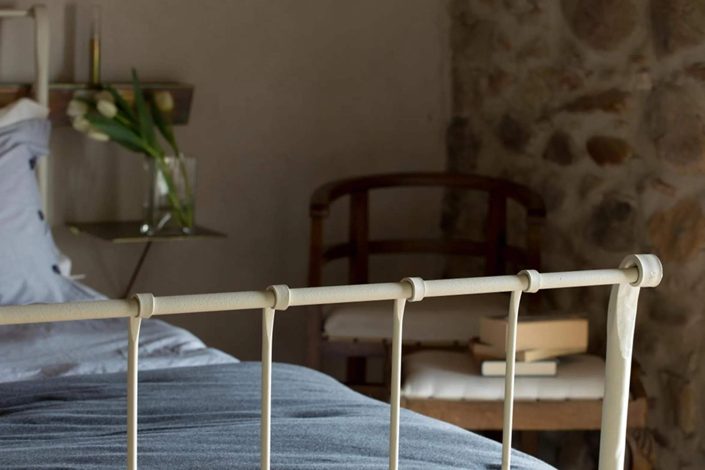 Decorative detail, Bed in Cascina Marcantonio