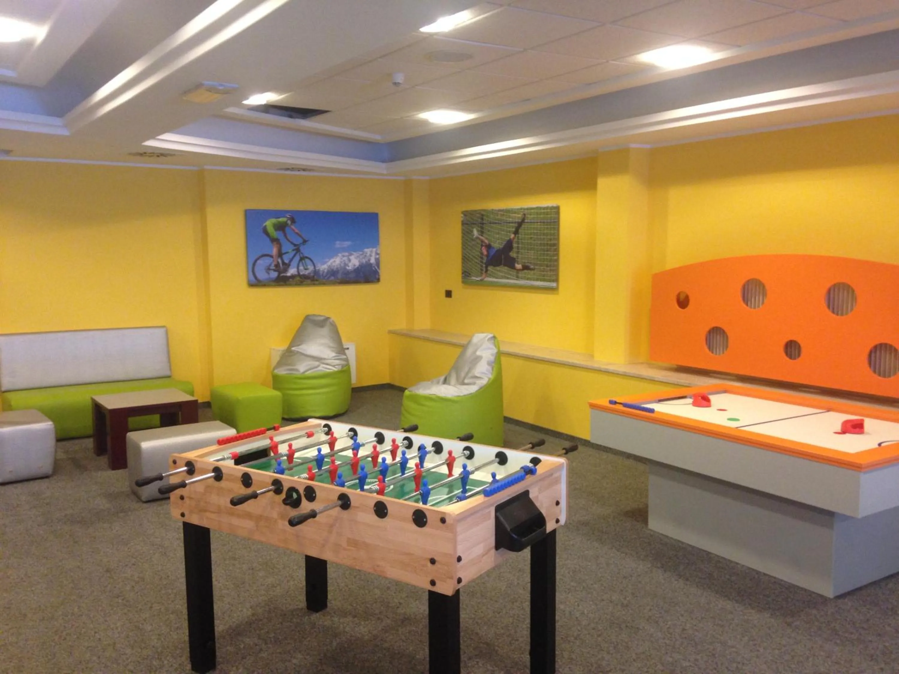 Game Room in Hotel Ideal Park